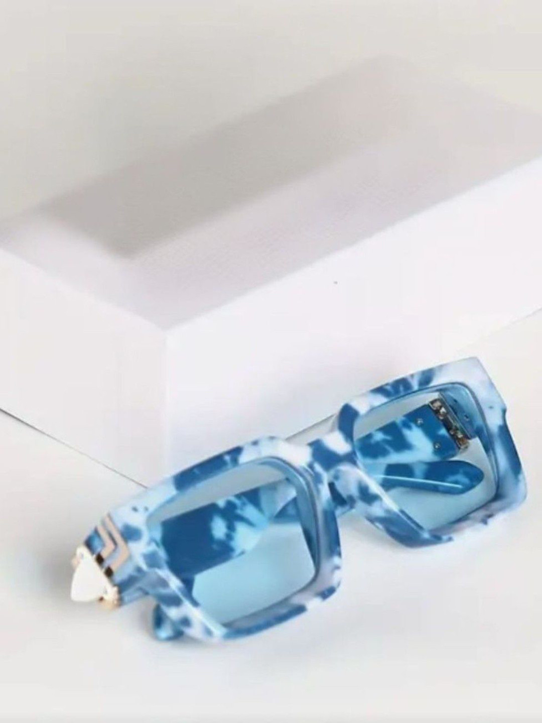 PURPLE WINGS Women Rectangle Sunglasses with UV Protected Lens PWSG048BLUFRAM