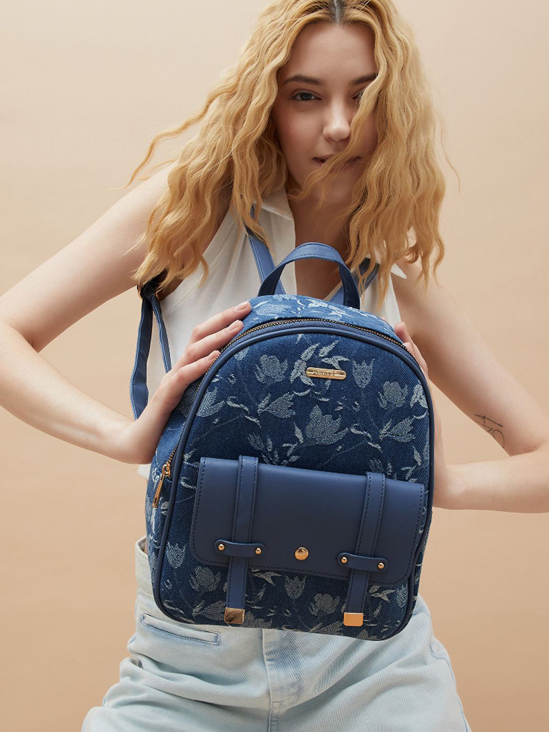 Ginger by Lifestyle Floral Self Design PU Structured Handheld Bag With Cut Work