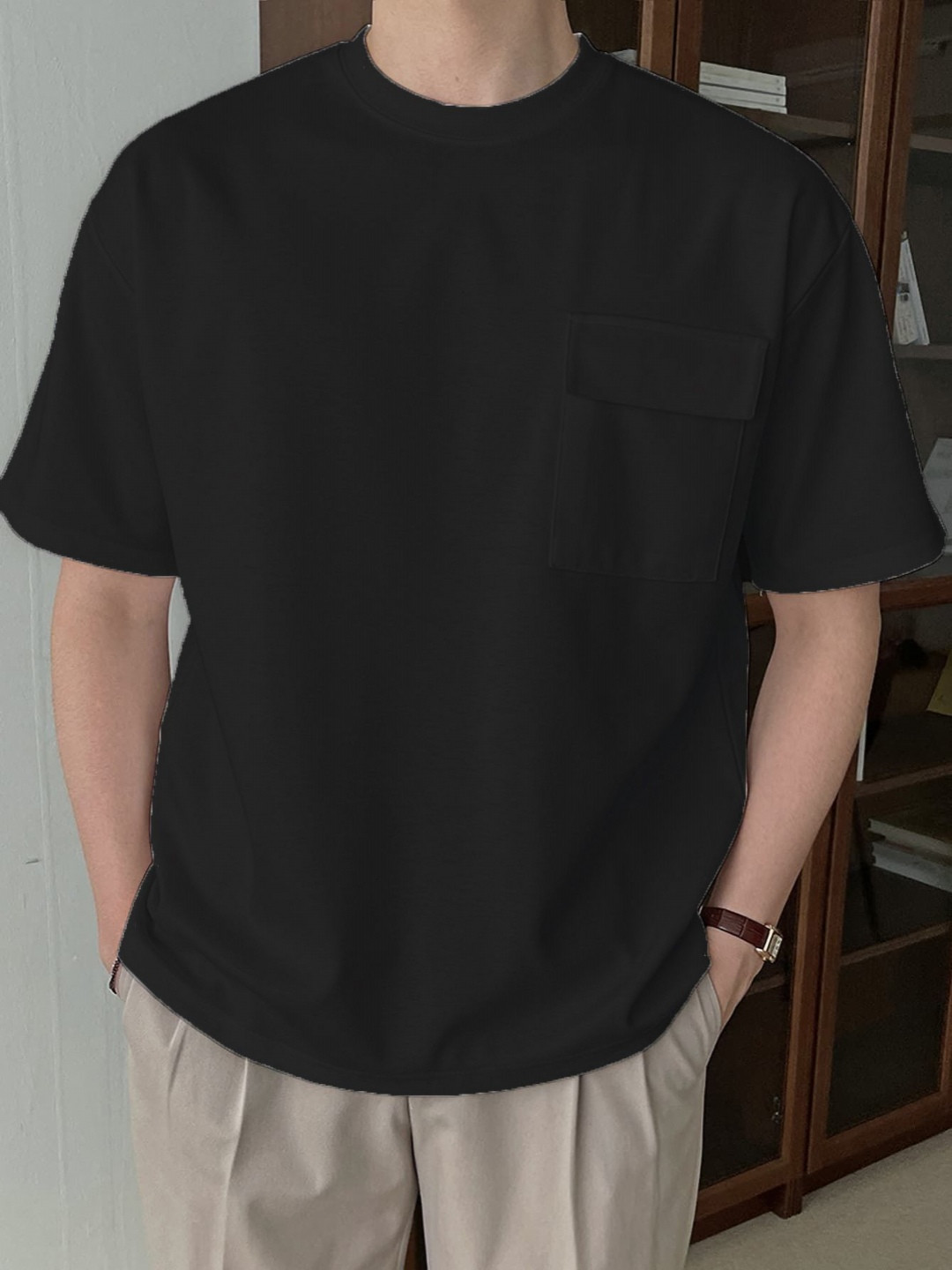 SZN Men Solid Round Neck Pocket T-shirt
