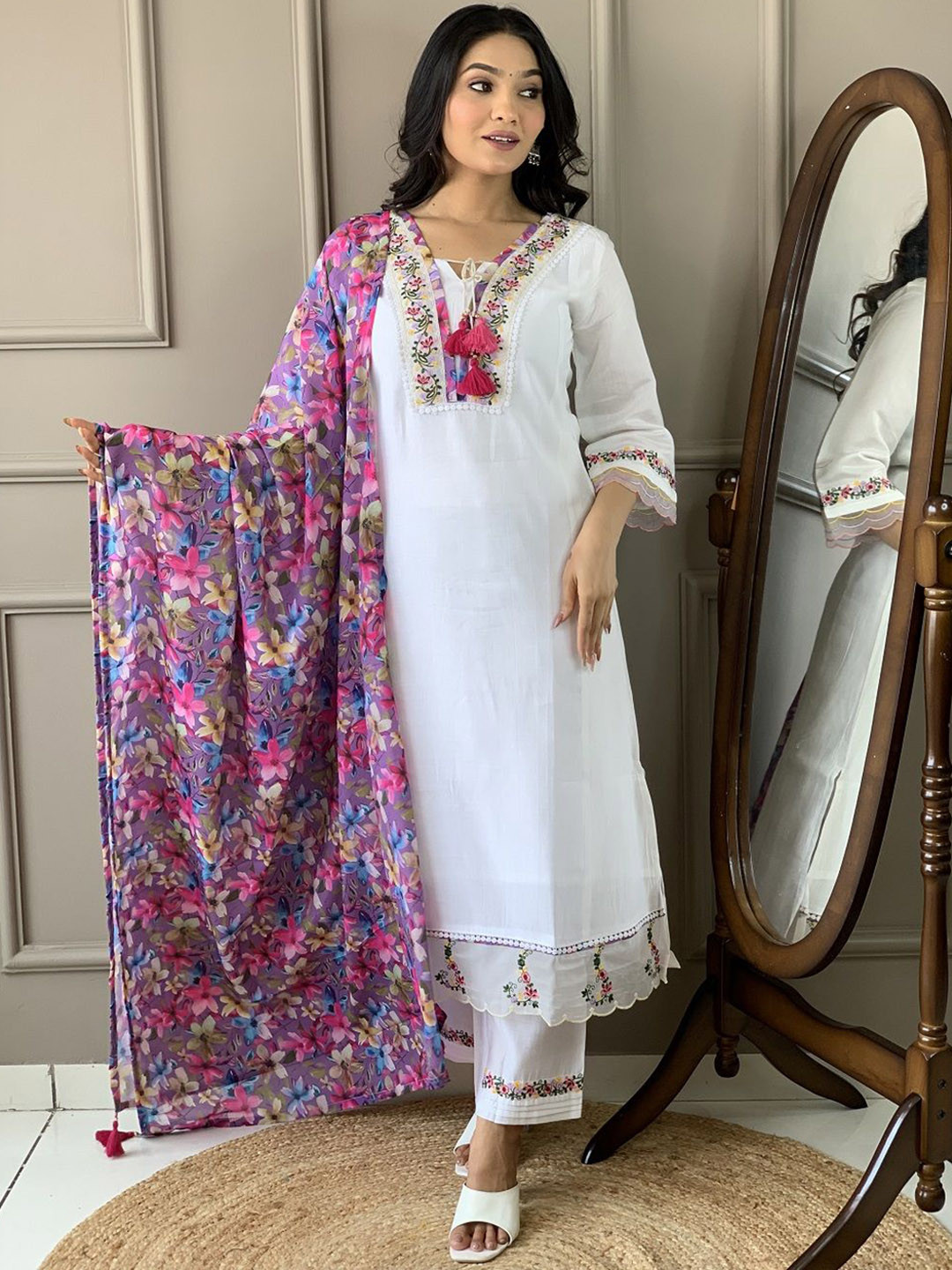 Fashion Care Women Ethnic Motifs Yoke Design Regular Chanderi Silk Kurta with Trousers & With Dupatta