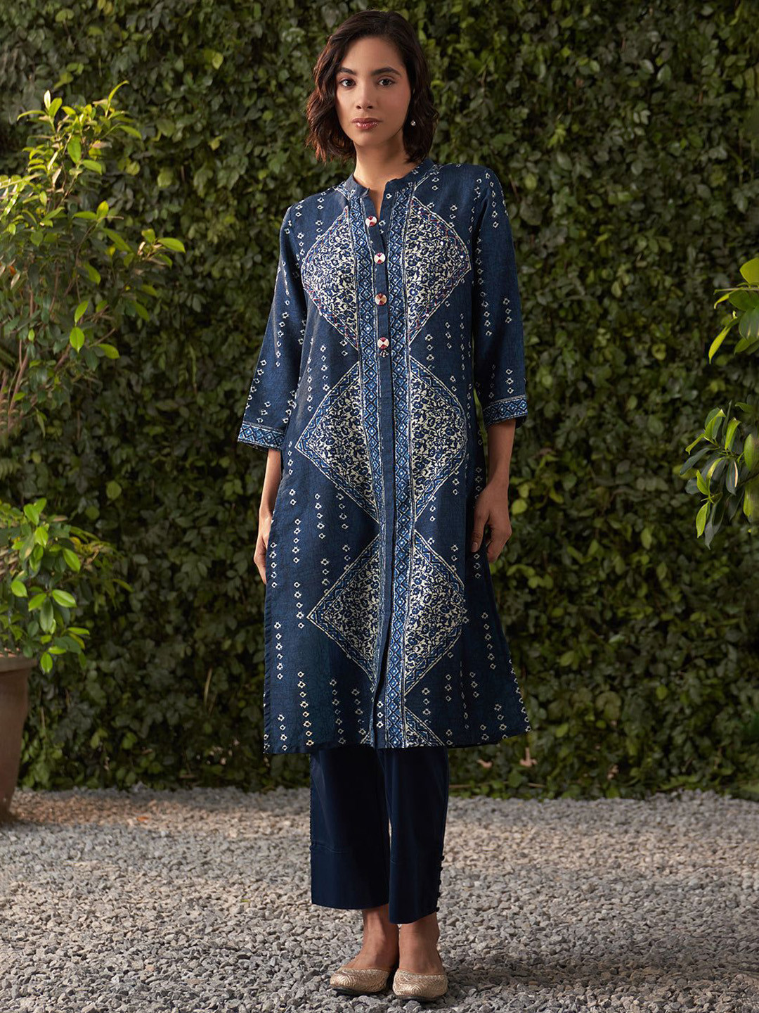 Lakshita Women Lakshita Teal Blue Printed Silk Straight Kurta for Women