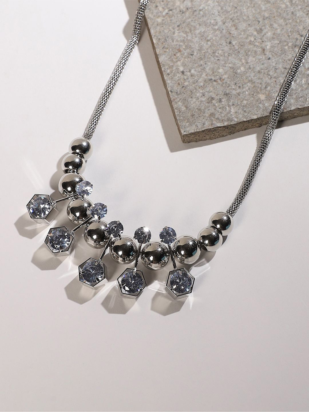 DressBerry Enchanted Eden Collar White Silver-Plated Artificial Stones Necklace