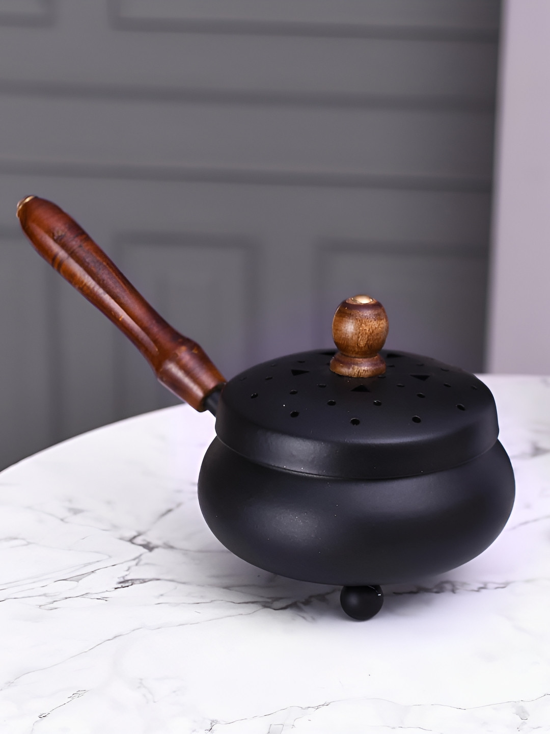 Aura Black & Brown Textured Incense Holder