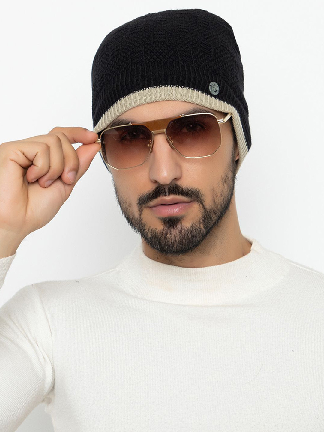 Amoldo Unisex Woollen Self Design Beanie