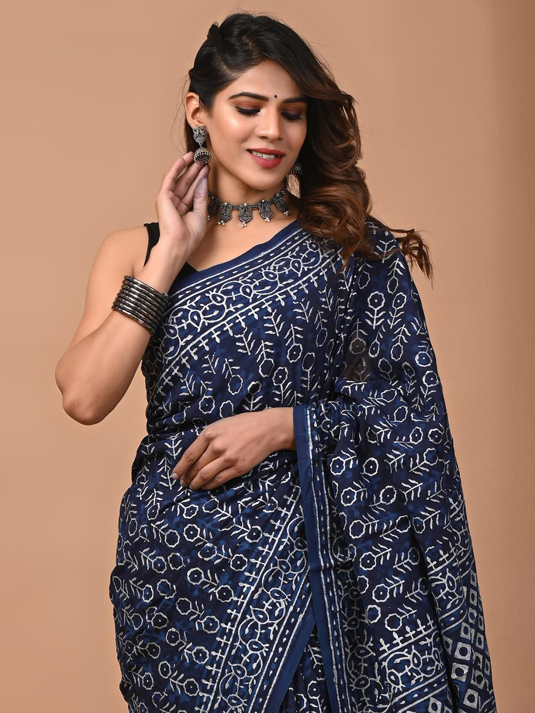 Taavi Block Printed Bagru Saree With Unstitched Blouse