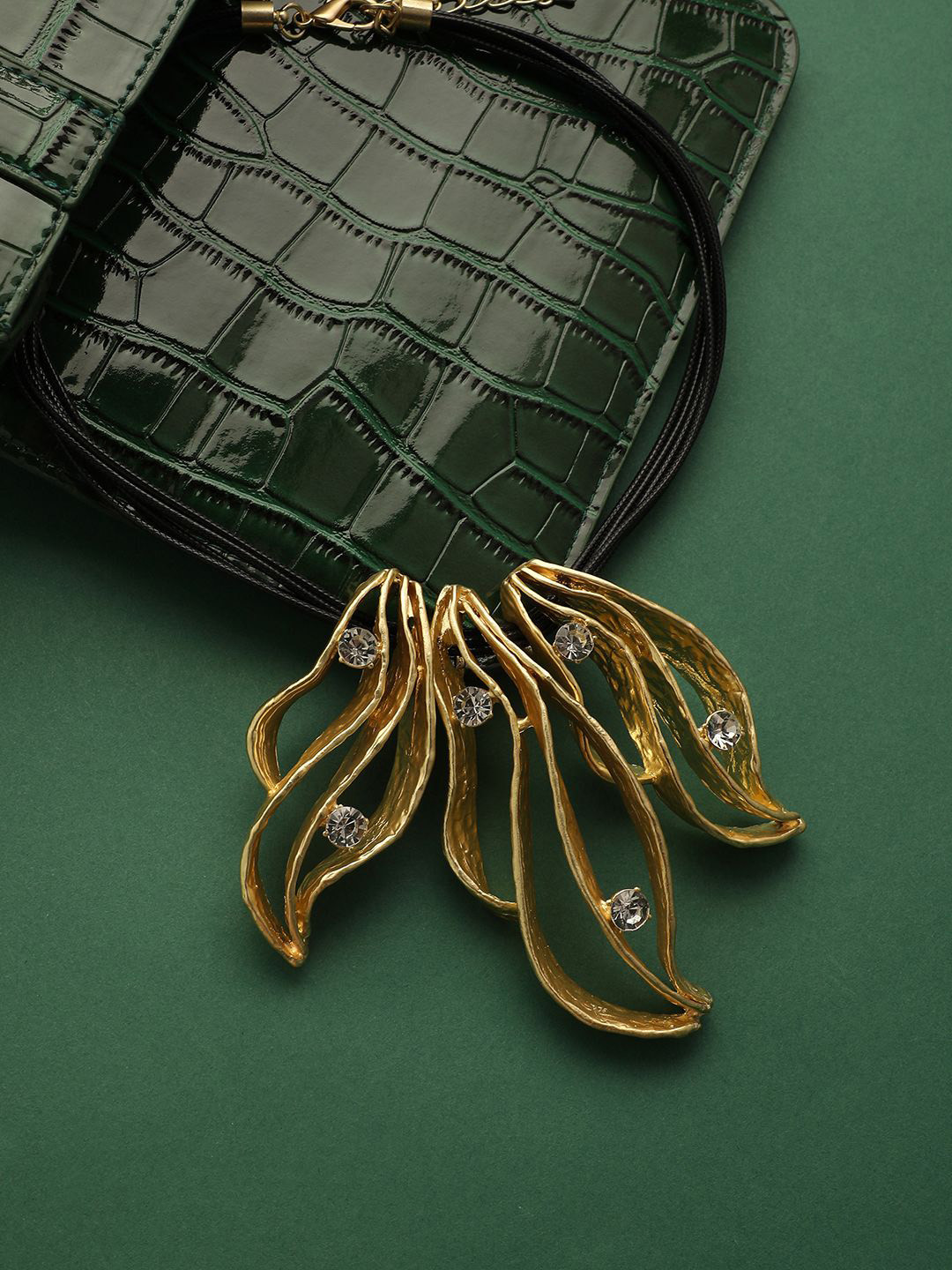 DressBerry Gold-Plated Artificial Stones Studded Radiant Reverie Statement Necklace