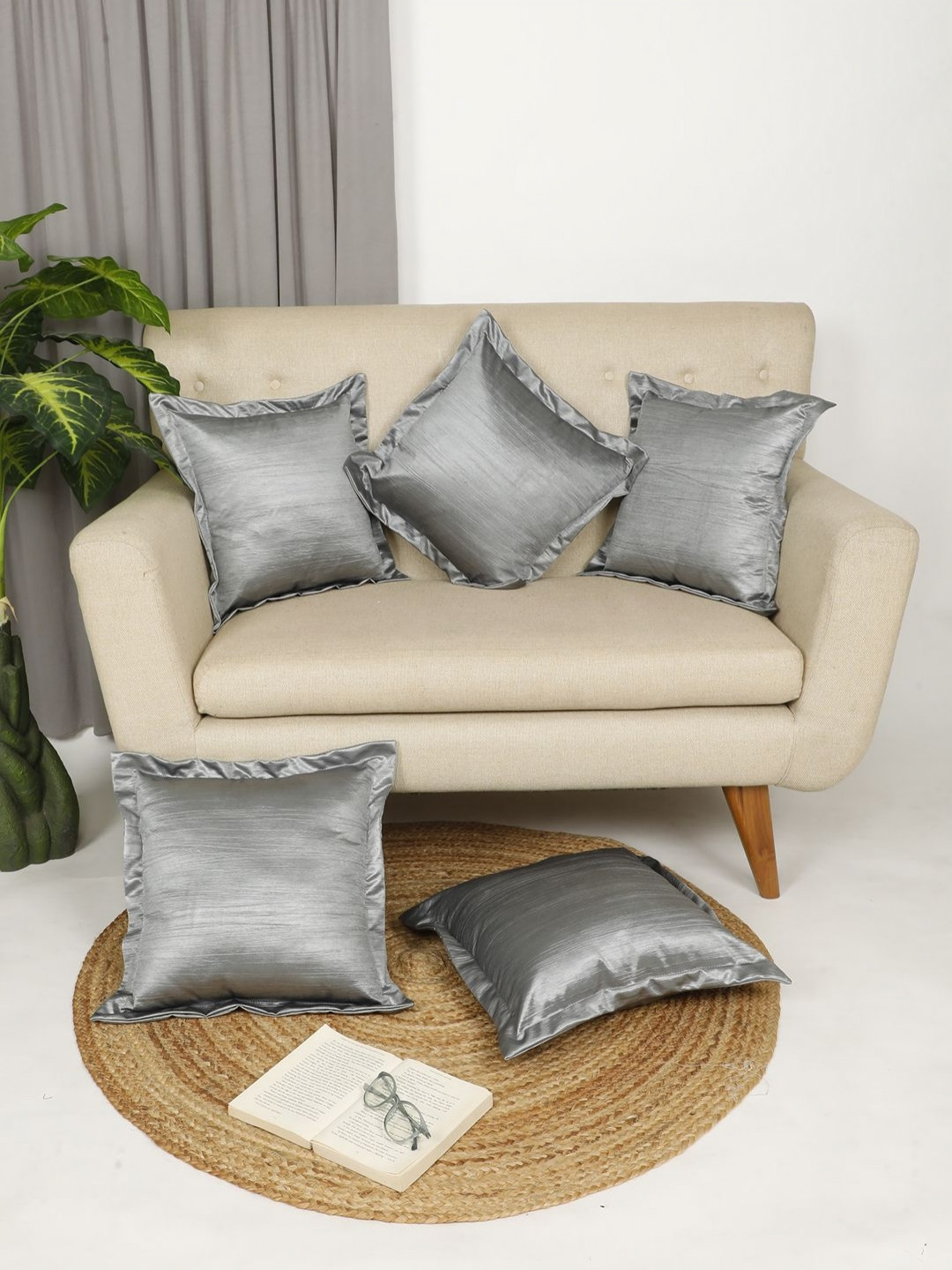 THE CONVERSION Polyester Silk Fade Resistant 5 Pcs Embellished Cushion Covers -16x16In