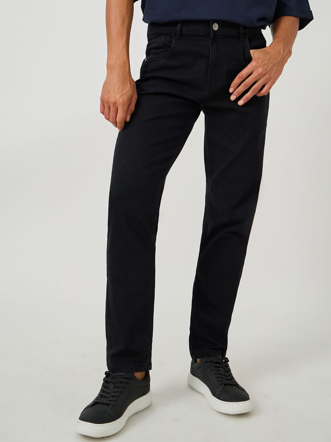 Styli Men Cotton Stretchable Five Pocket Mid Rise Slim Fit Jeans