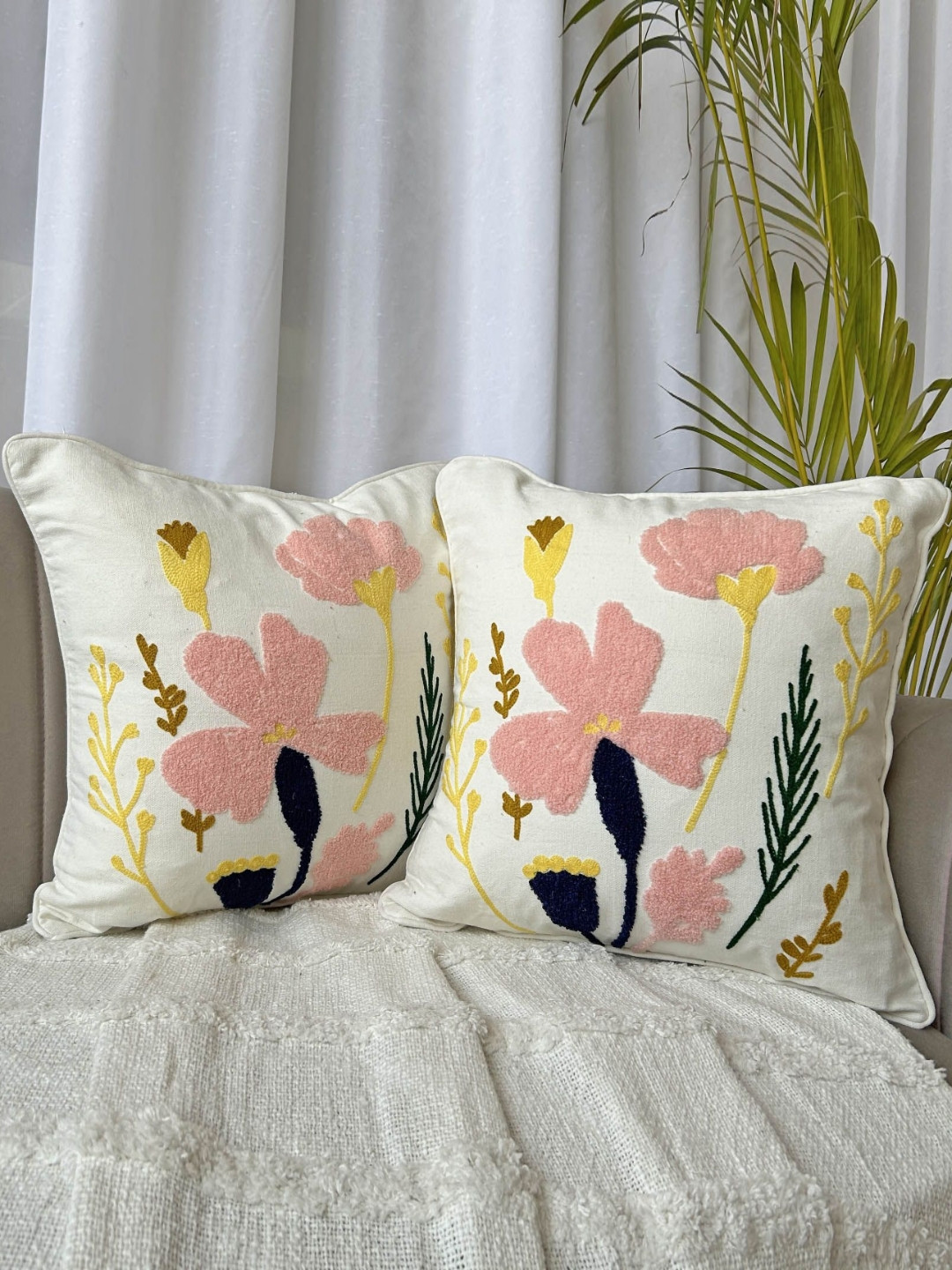 EXPORT HOUSE White & Pink 2 Pieces Floral Cotton Square Cushion Covers
