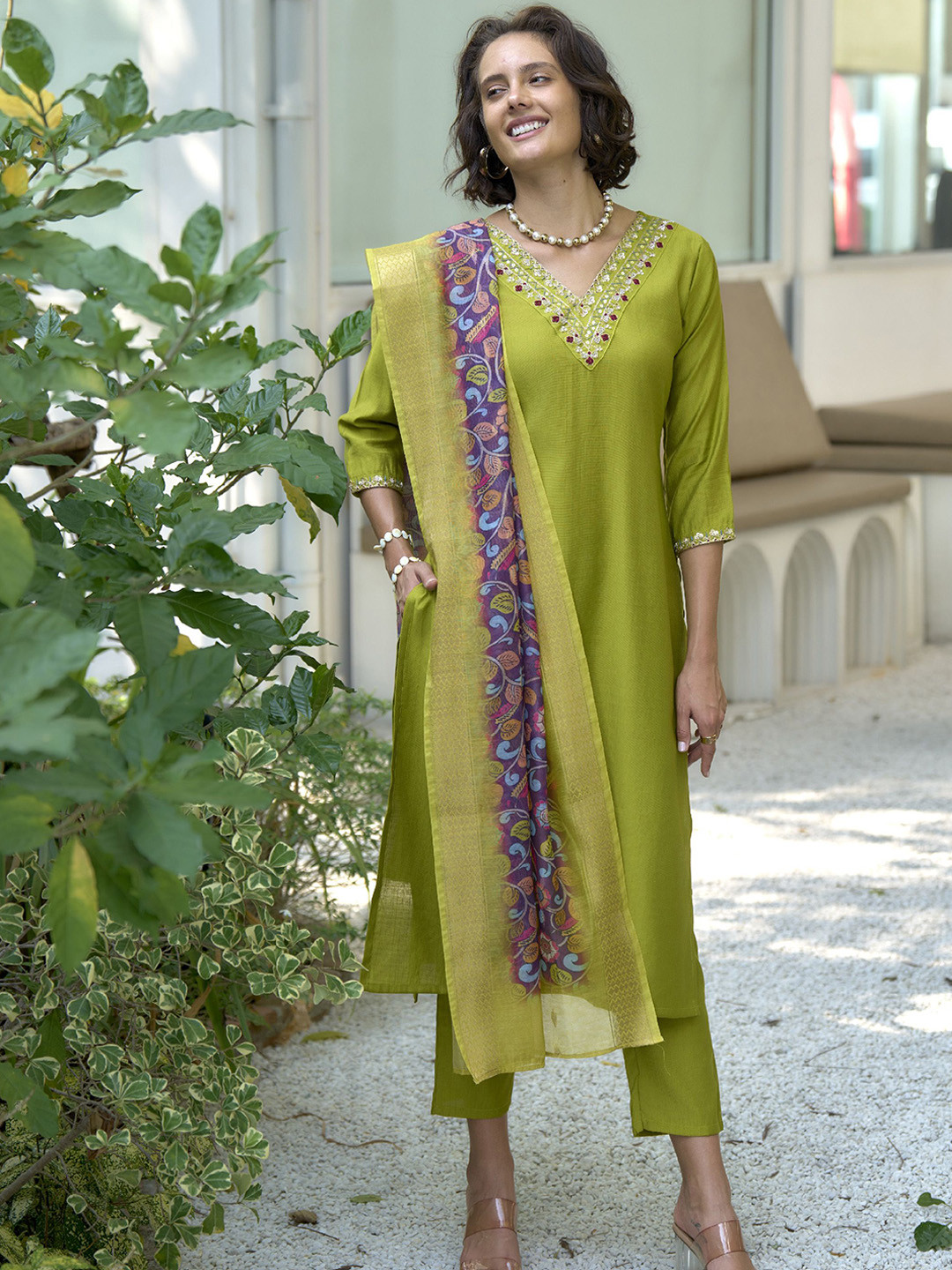 SHREE LAXMINARAYAN EXPORT Women Embroidered Kurta & Pant With Printed Dupatta