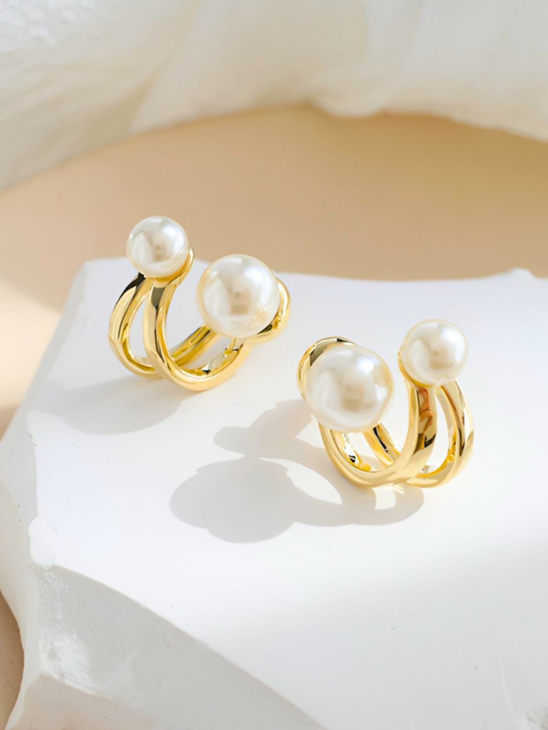 COOLWOOL Contemporary Studs Earrings