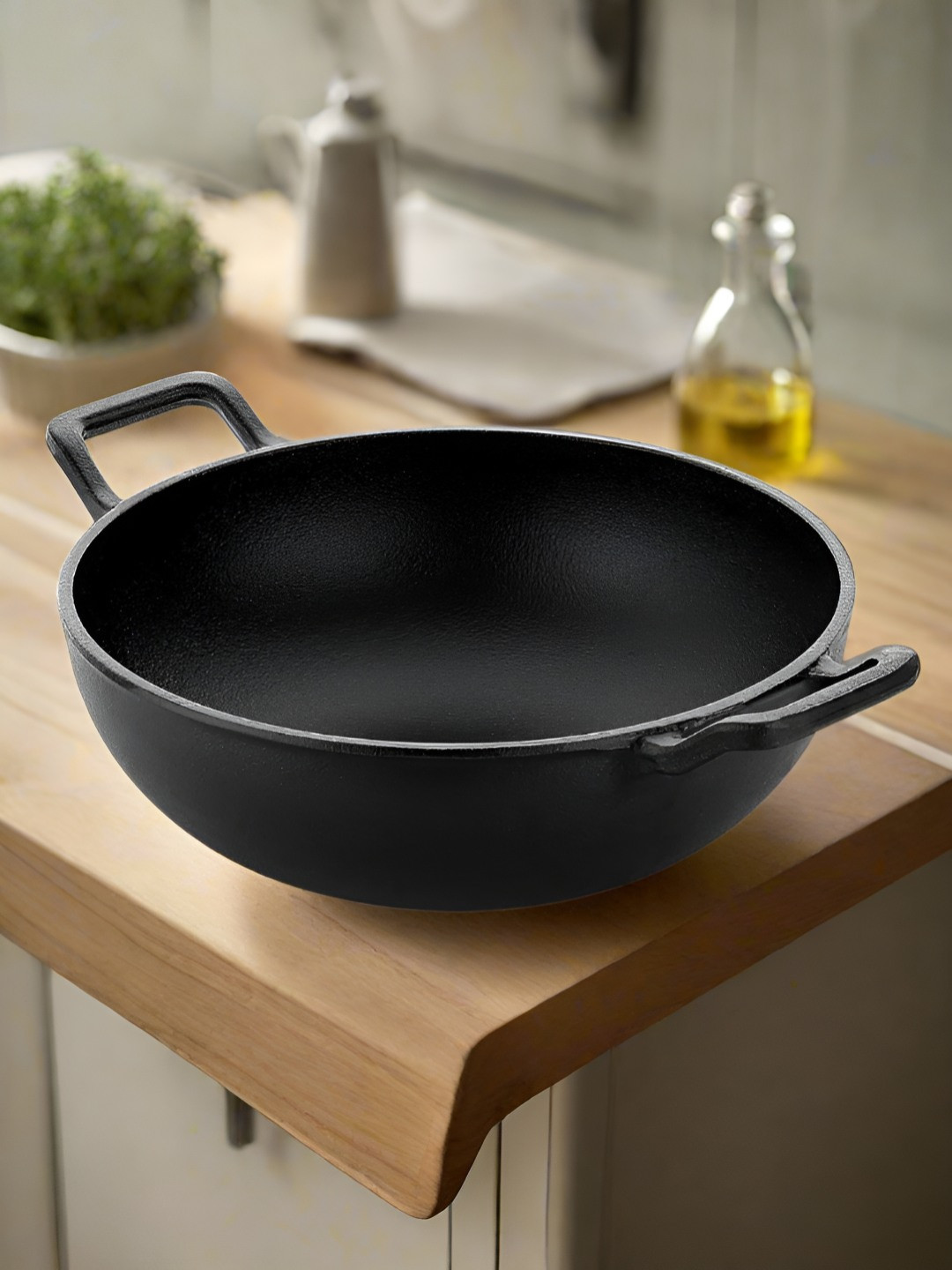 Nyra Kitchenware Black Pre-Seasoned Cast Iron No Chemical Coating Wok Kadhai Cookware 2L