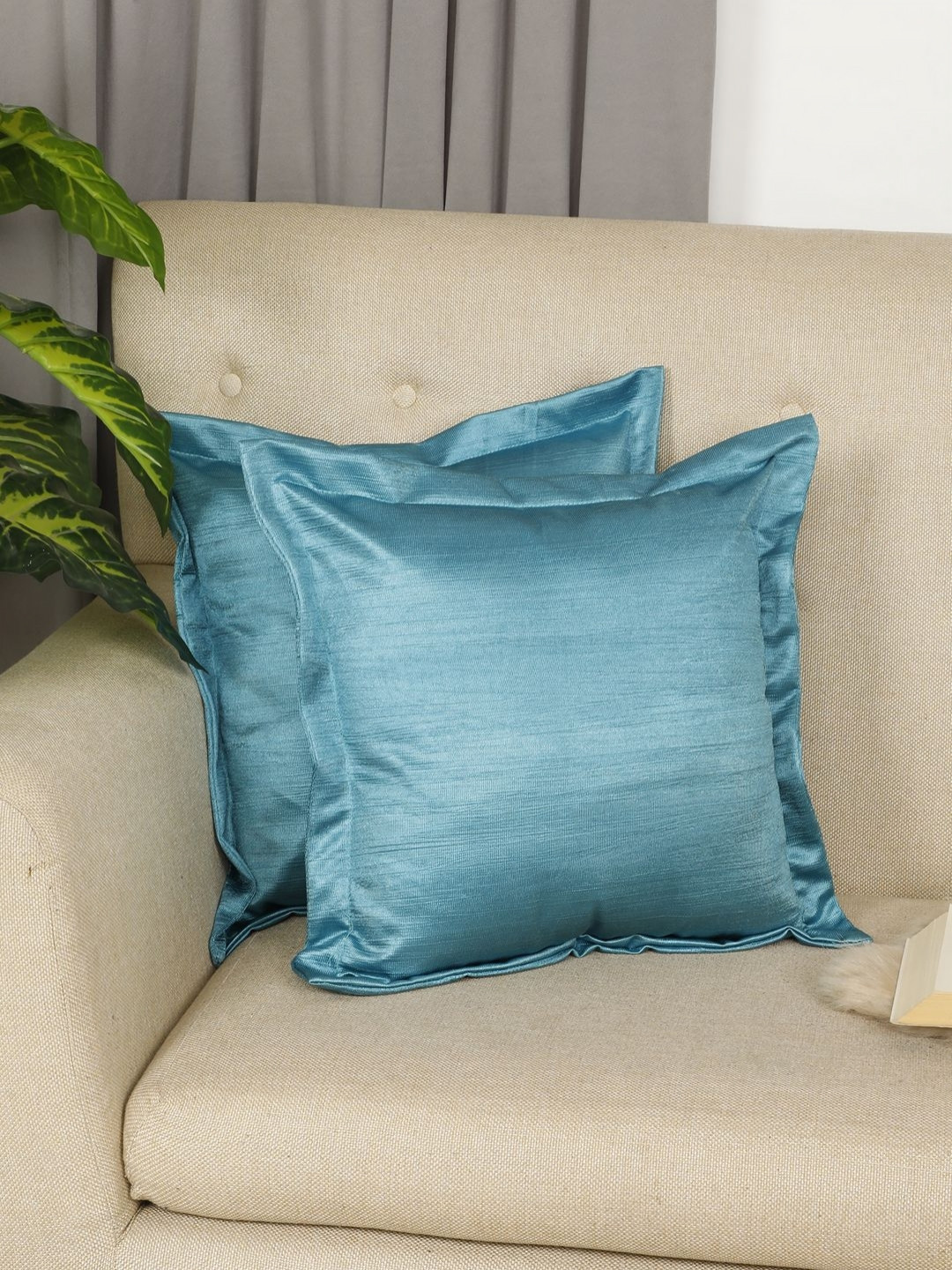 THE CONVERSION Polyester Fade Resistant 2 Pcs Textured Cushion Covers - 15.7 x 15.7 Inches