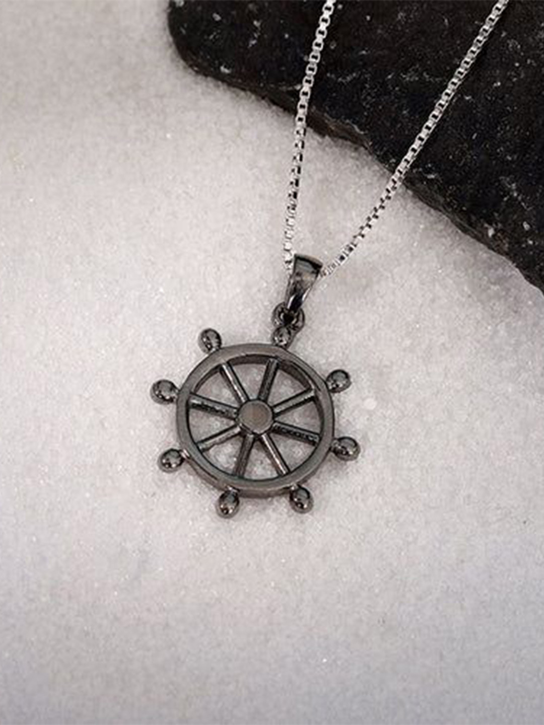 GIVA 925 Sterling Silver Rhodium-Plated Circular Wheel Pendant with Chain