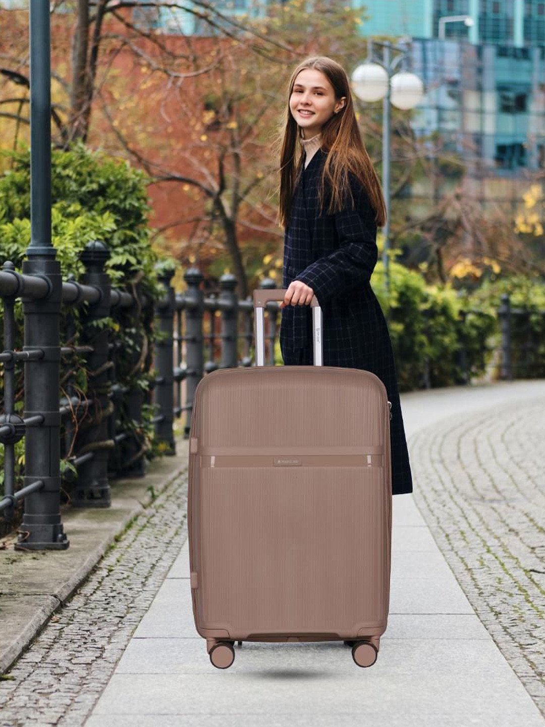 Polo Class Men Set Of 3 Textured Hard-Sided Trolley Bag With Vanity