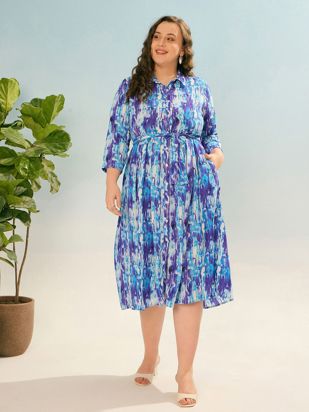 SASSAFRAS Curve Women Tie and Dye Print Fit & Flare Plus Size Midi Dress