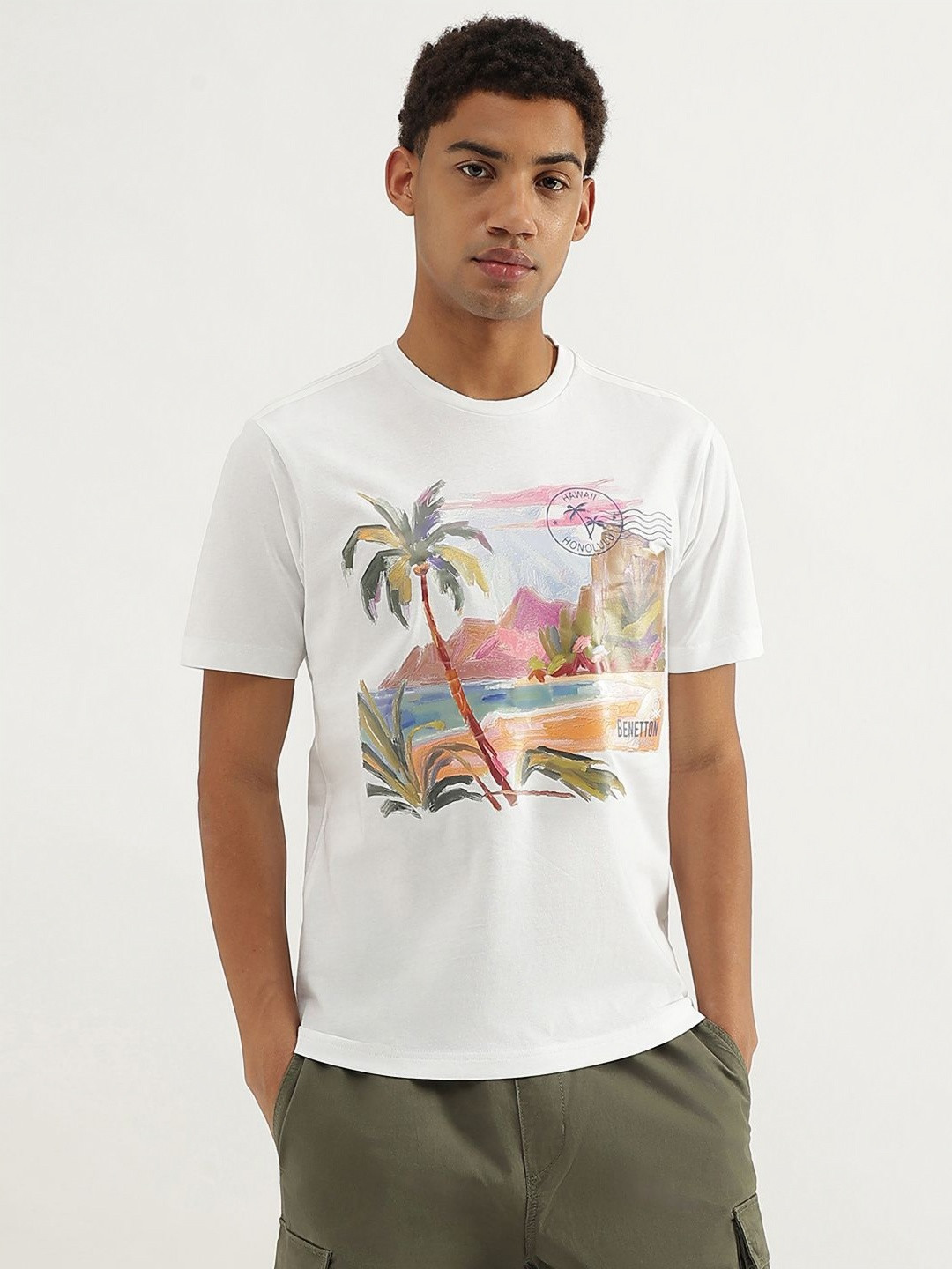 United Colors of Benetton Men Pure Cotton Relaxed Fit Round Neck Beach Graphic T-Shirt