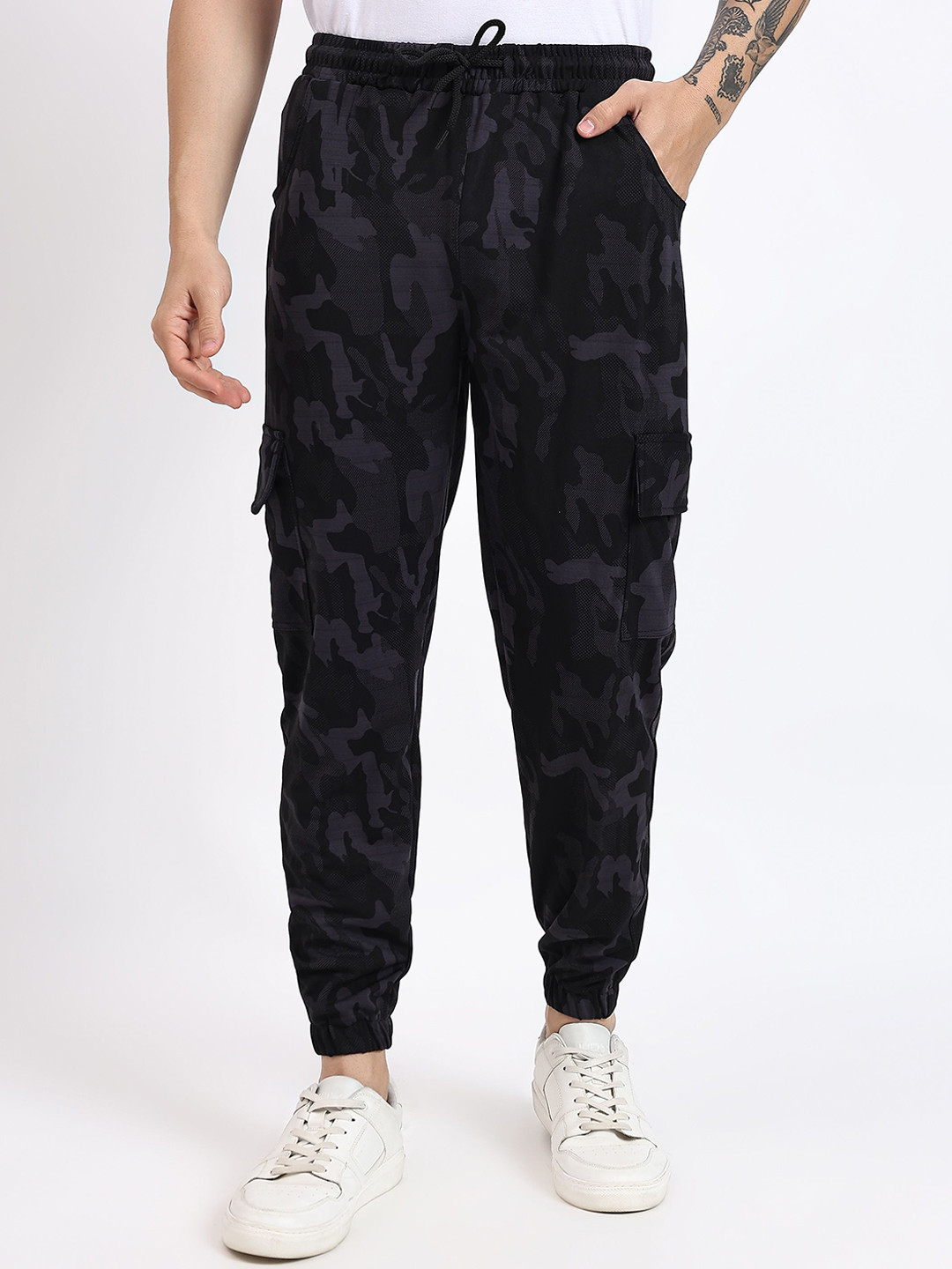 TOXA Men Regular Fit Track Pants Printed Mid-Rise Joggers