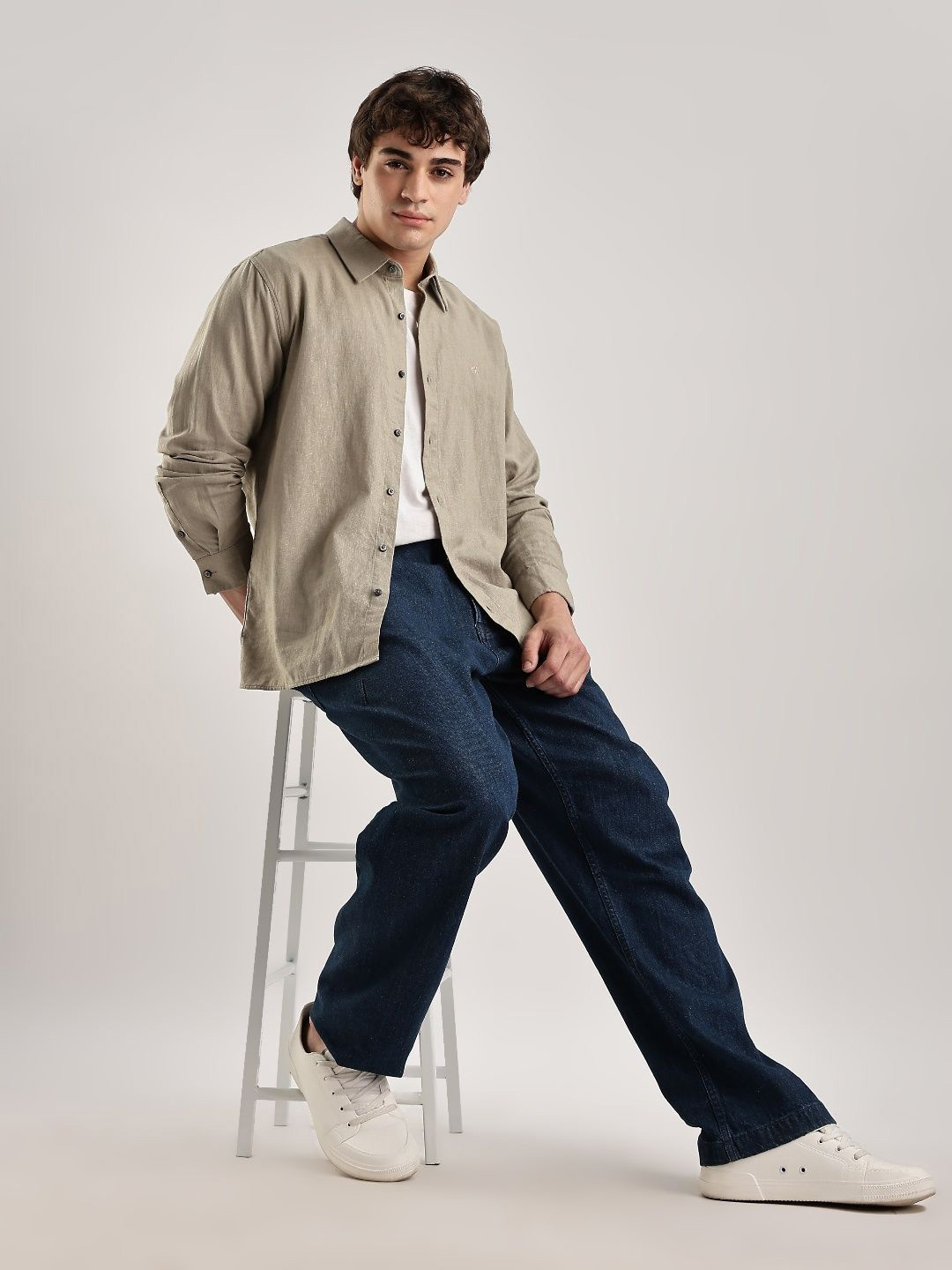 Calvin Klein Jeans Men Relaxed Fit Jeans