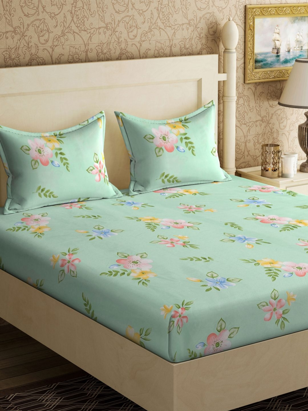 Myntra Elegant Homes Green & Pink Floral Print Flat 300 TC King Bedsheet & 2 Pillow Cover