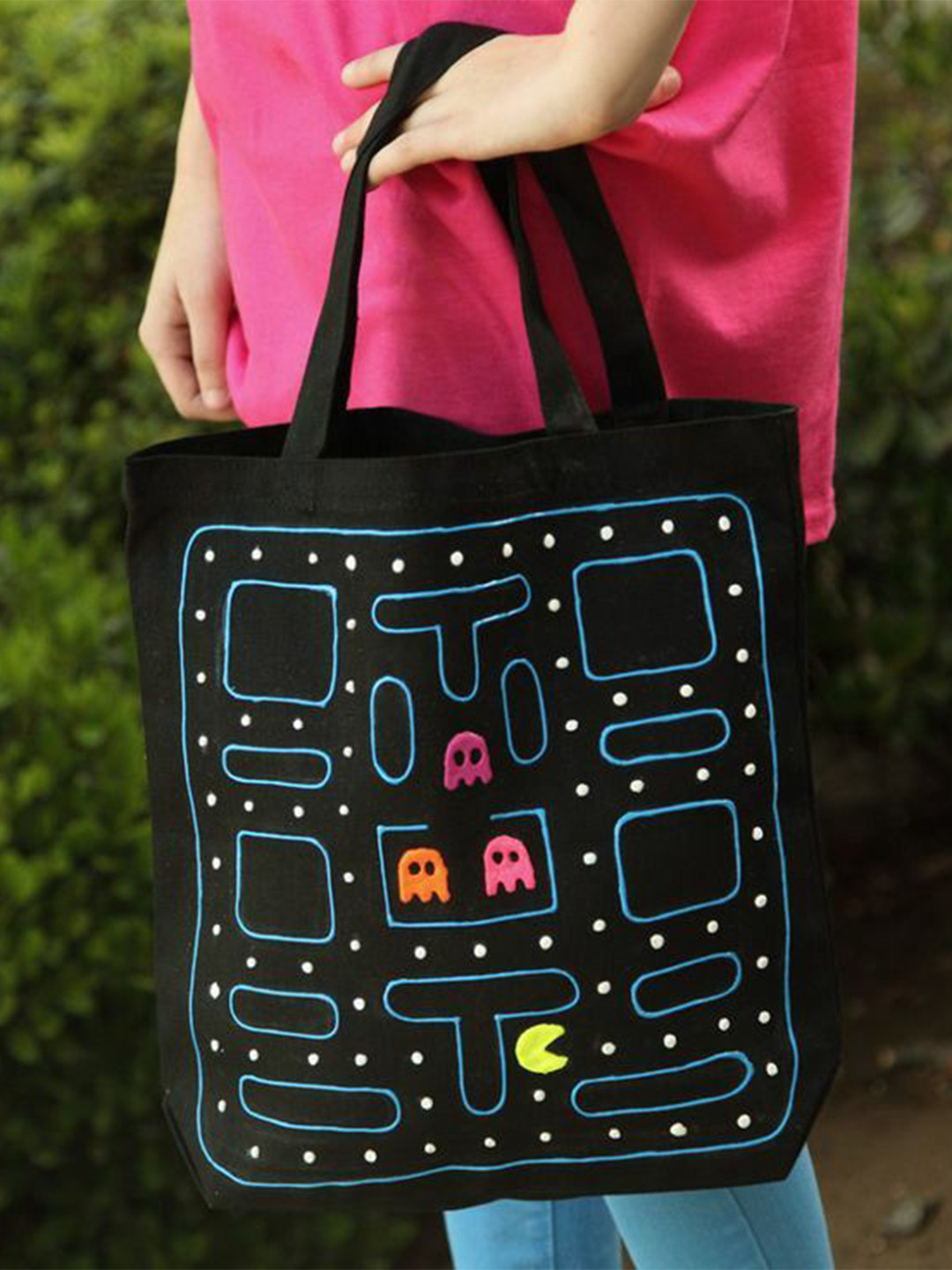 the sack co Pac Man Printed Structured Handheld Bag with Quilted
