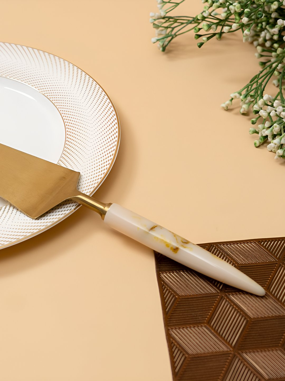 THREADVIBE LIVING Gold-Toned Steel Cake Server Spoon