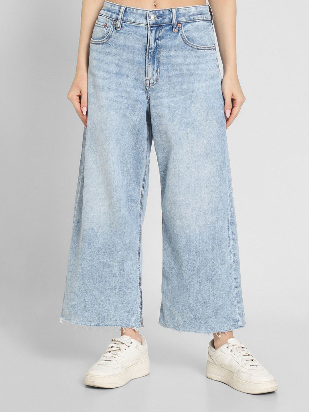 AMERICAN EAGLE OUTFITTERS Women Heavy Fade Flared Jeans