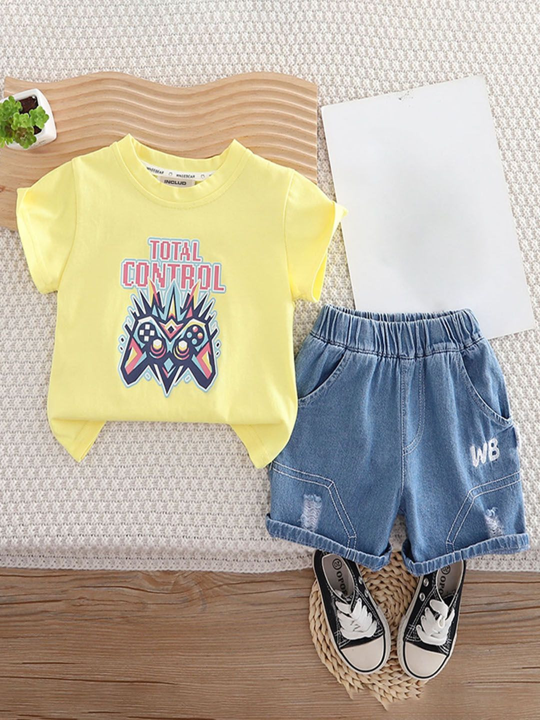 INCLUD Boys Joystick Printed Round Neck T-Shirt With Shorts