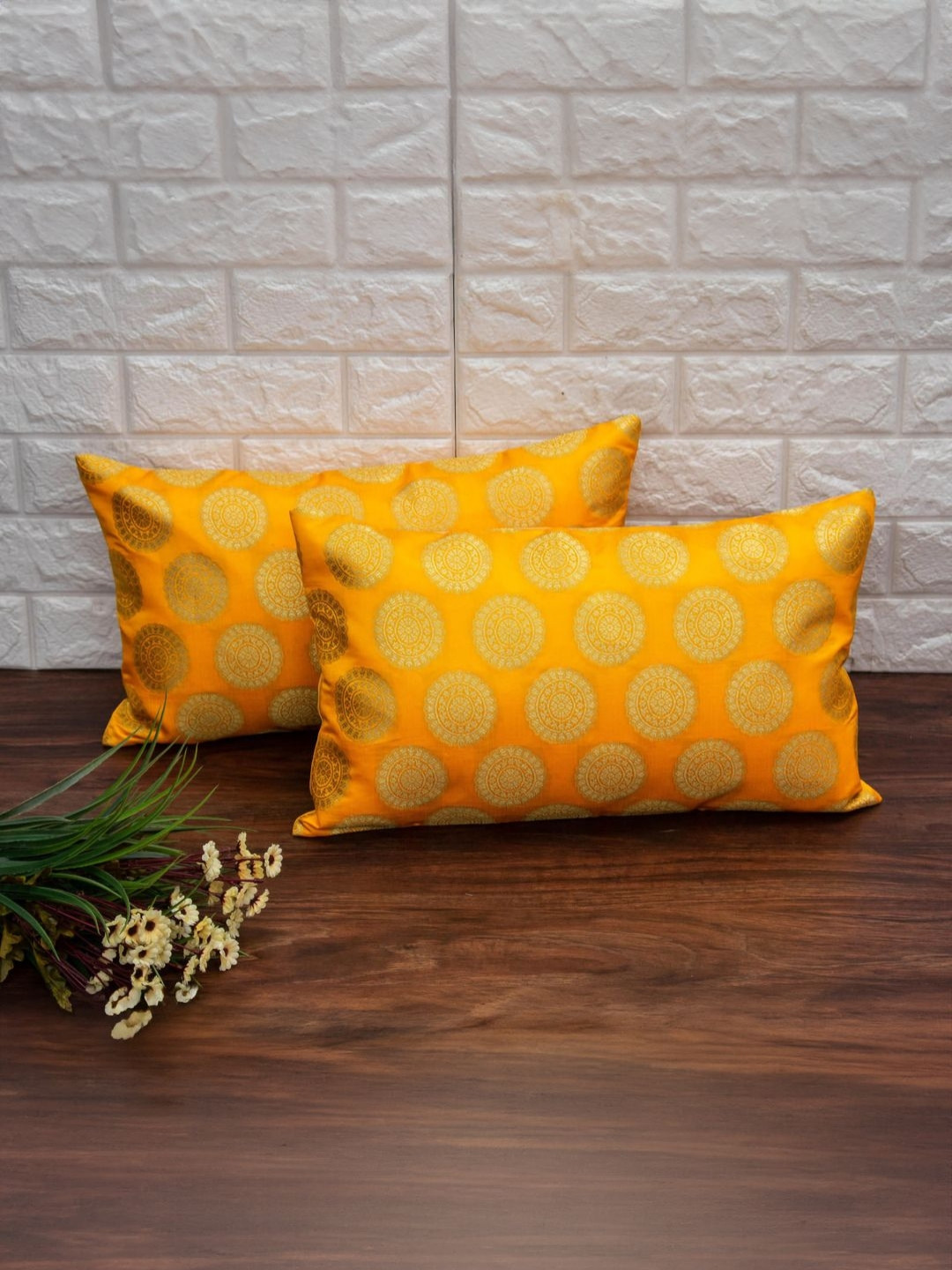 RoyalDeco Yellow & Gold-Toned Set of 2 Ethnic Motifs Rectangle Cushion Covers