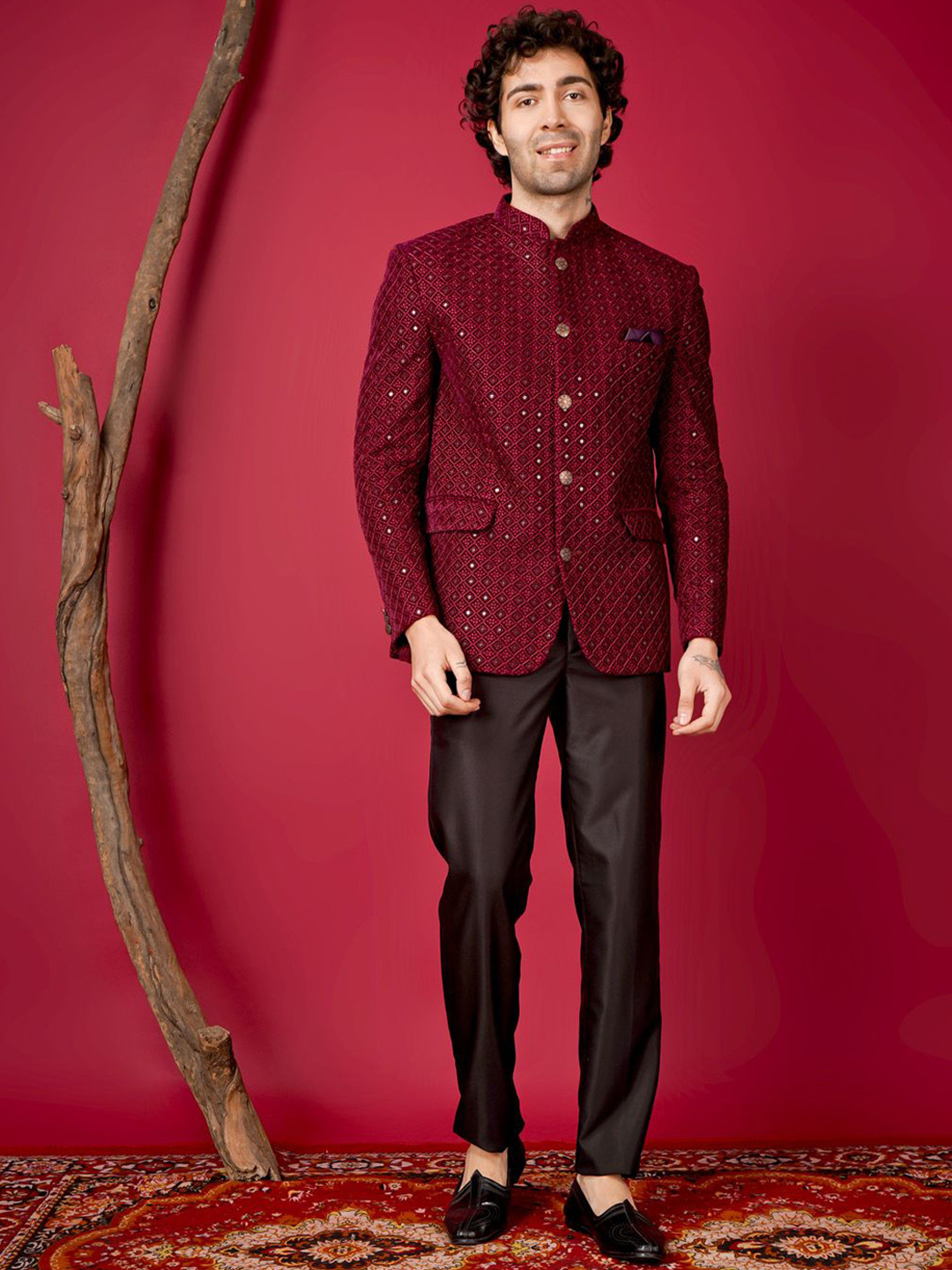 Dulha Ghar Men Self Designed Mandarin Collar Bandhgala Suit