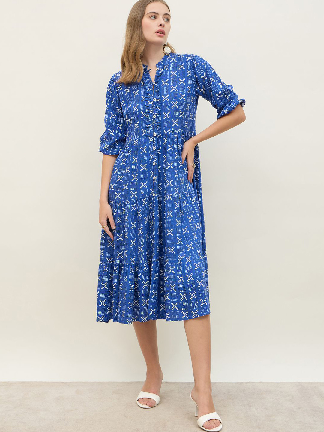 Styli Womens Blue Geometric Mandarin A-Line Midi Dresses