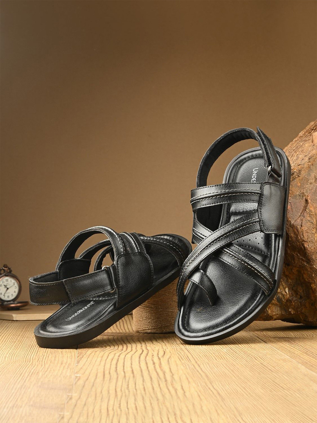 UNDERROUTE Men Comfort Sandals