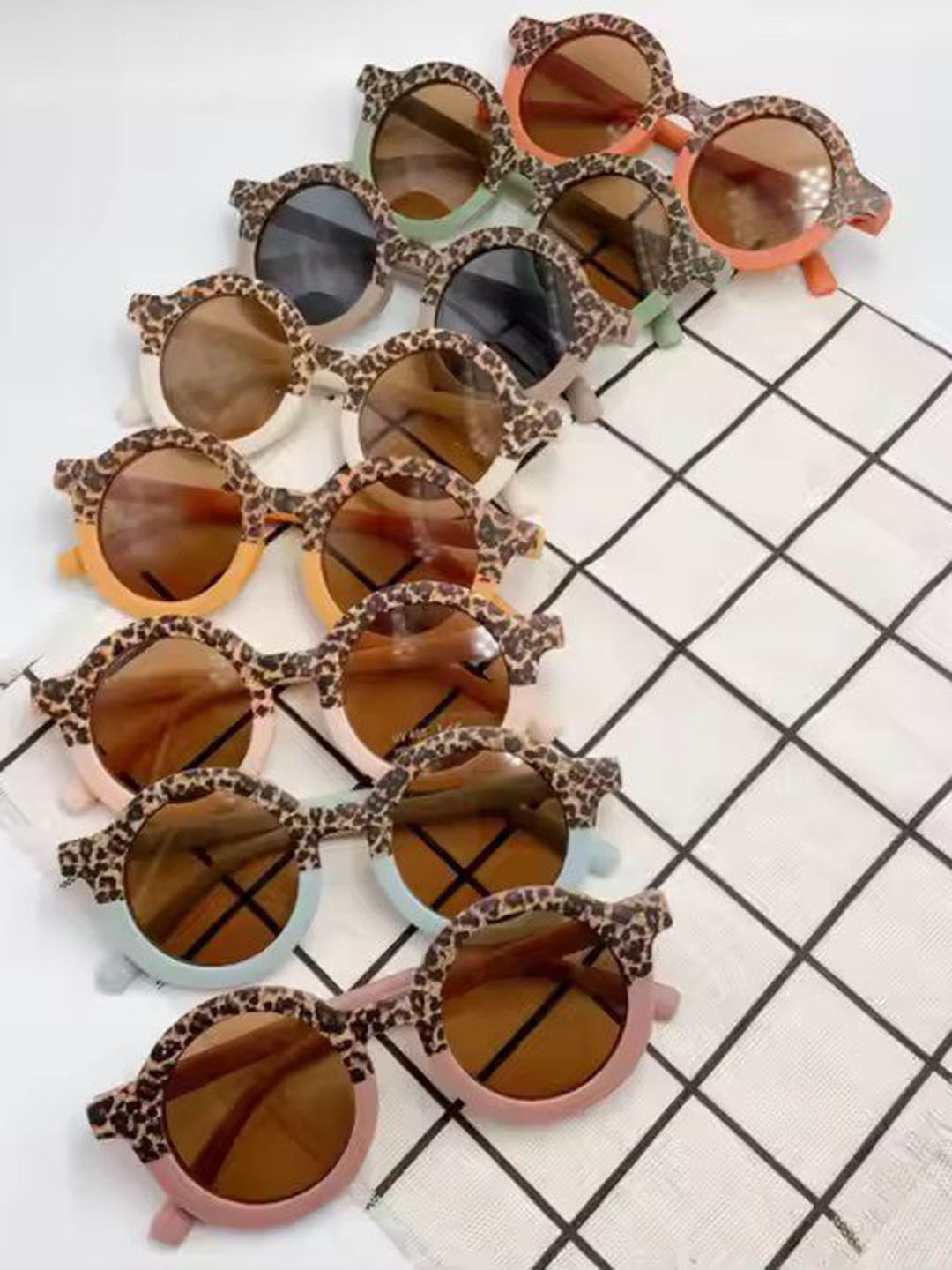 SHOP FRENZY Unisex Kids Oval Sunglasses with UV Protected Lens Green Spiky panto sunglas