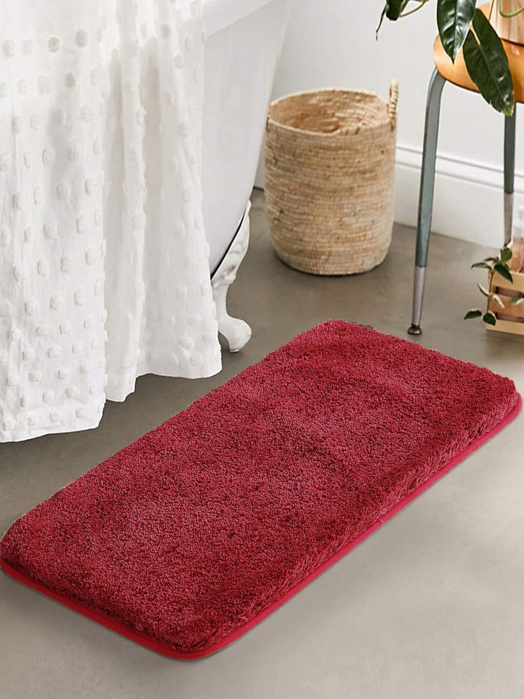 AaHo Decor Red 2200 GSM Microfibre Anti-Skid Bath Rugs