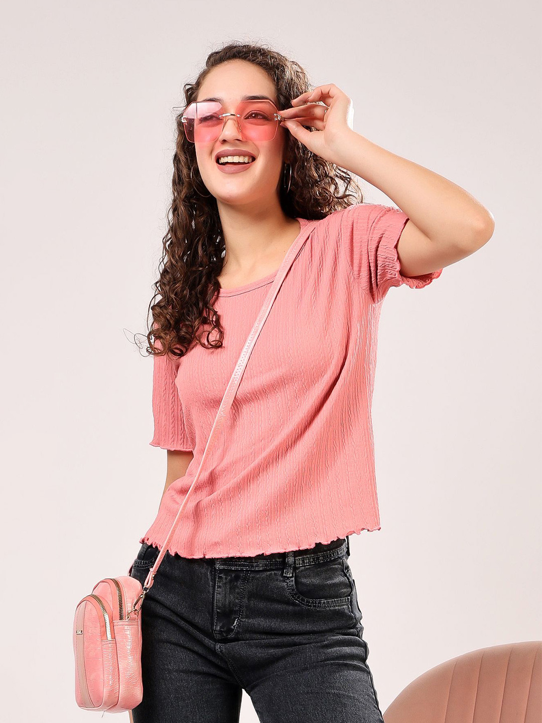 TQH Women Pink Ribbed Crop Top with Round Neck and Short Sleeves