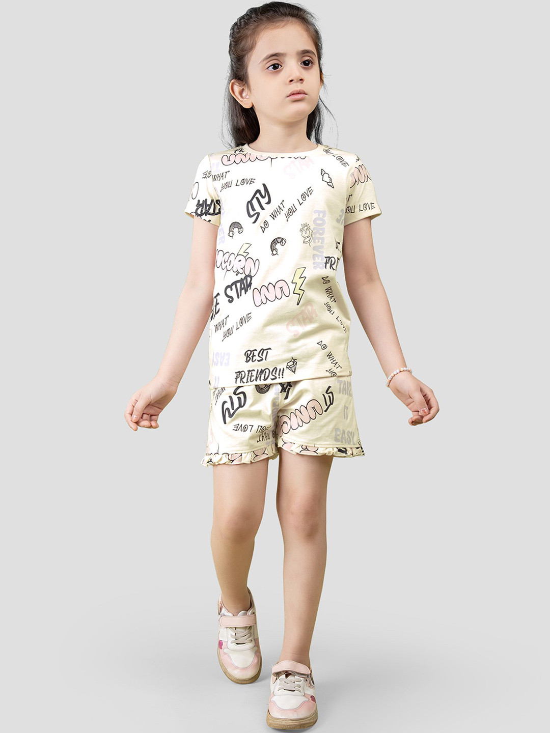 TRESNOVA Girls Anti-Microbial Cotton Graffiti Print Co-ords Set