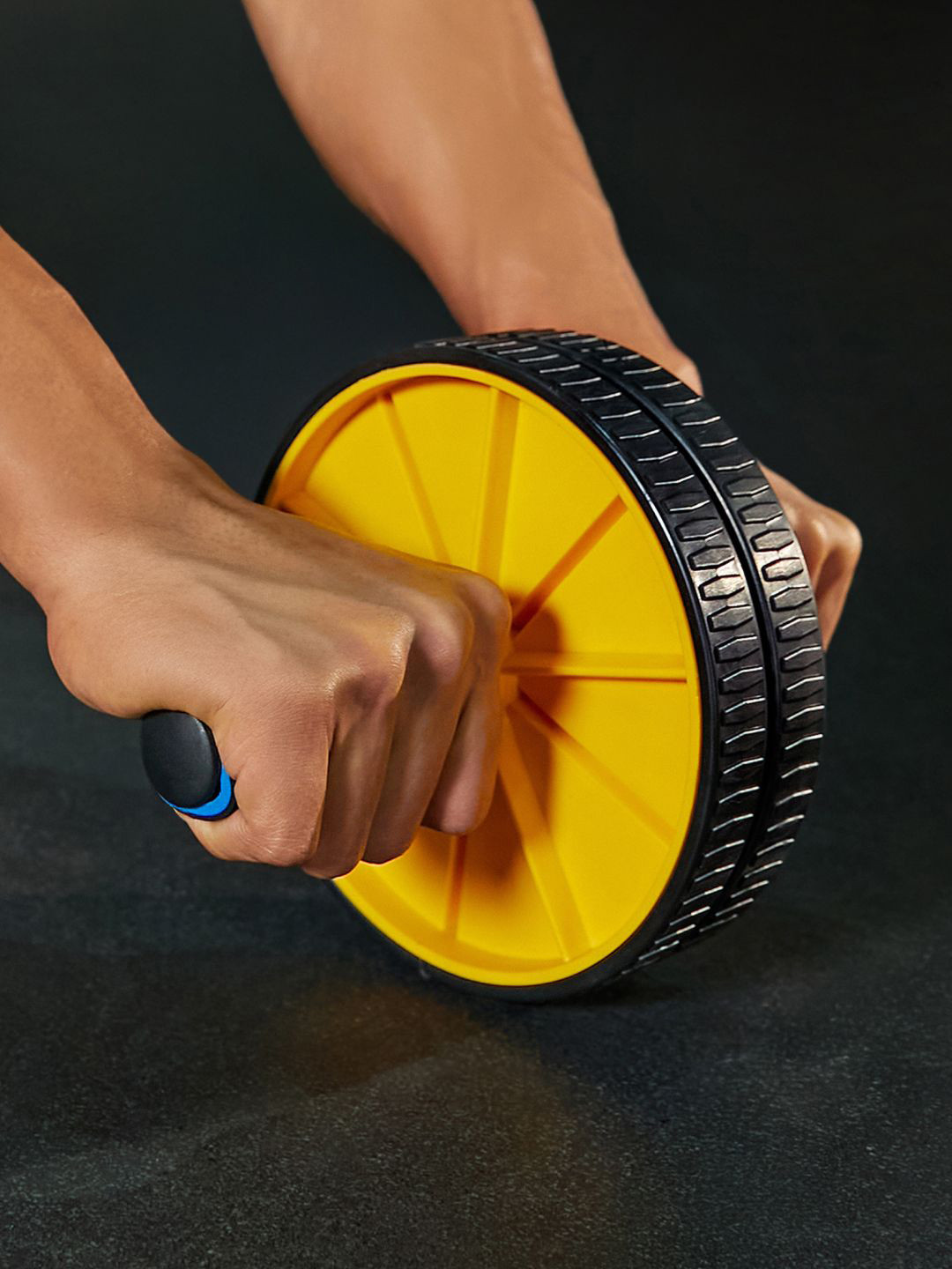 CULT Unisex Textured AB Roller