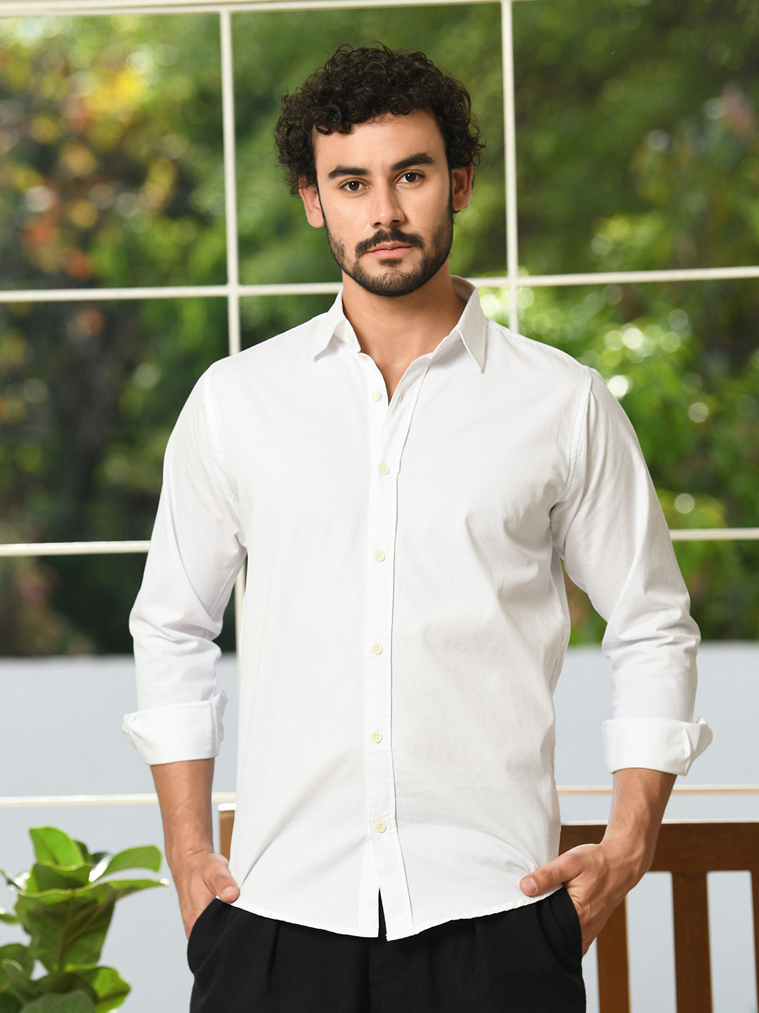 The Roadster Lifestyle Co 100% Cotton Spread Collar Shirt