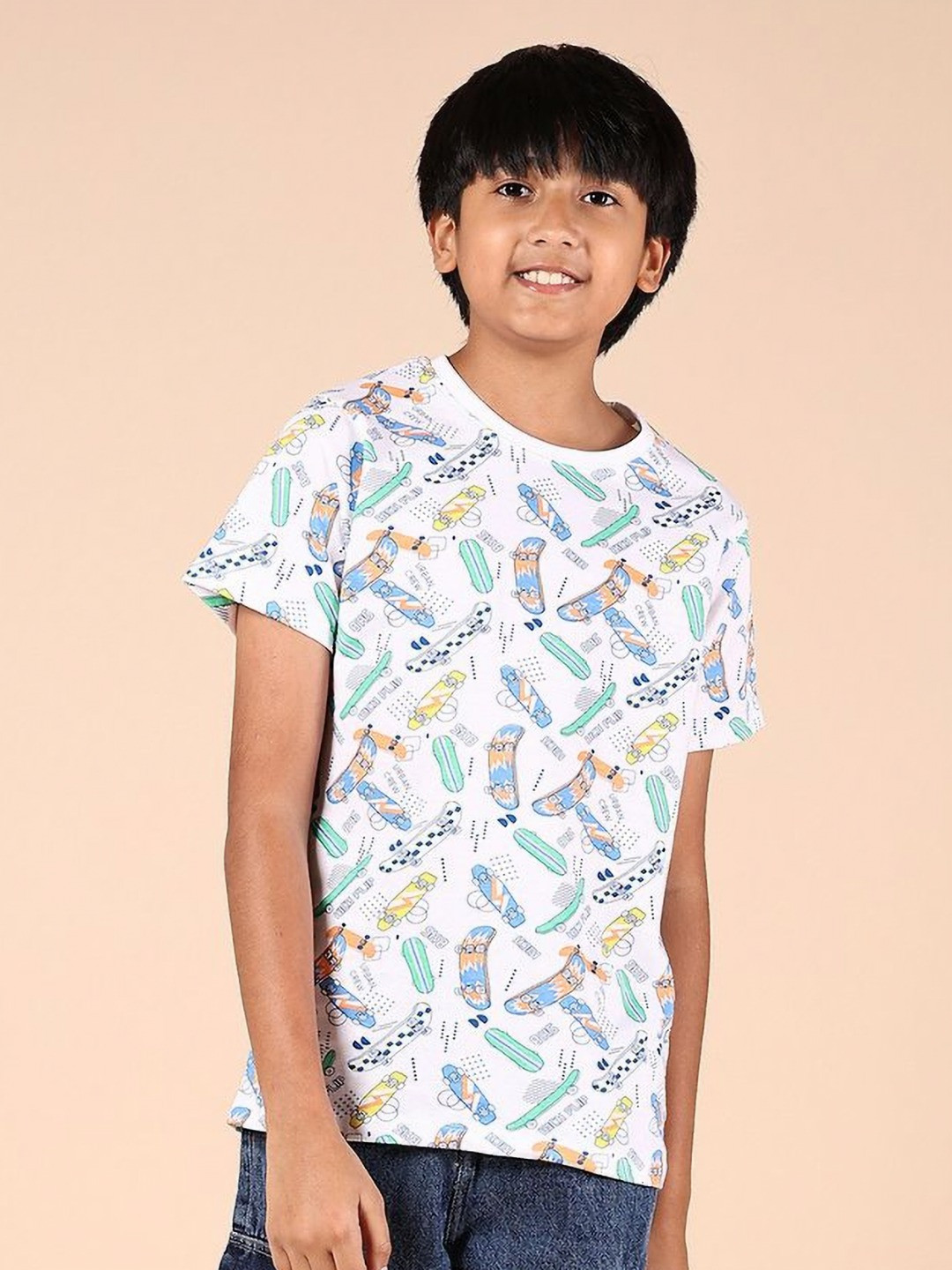 V-Mart Boys Printed Raw Edge T-shirt