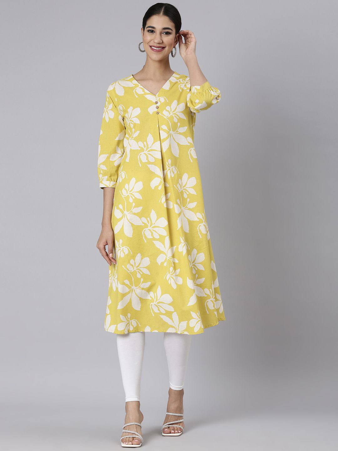 Neerus Floral Printed V-Neck Puff Sleeves Flax A-Line Kurta