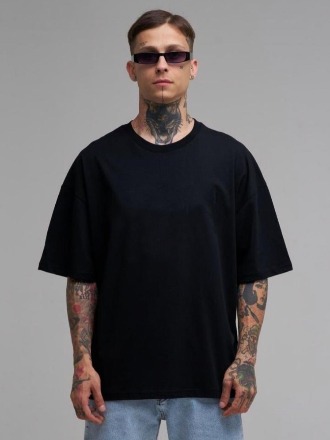 SMAN Men Oversized Black Cotton T-shirt with Drop-Shoulder Sleeves