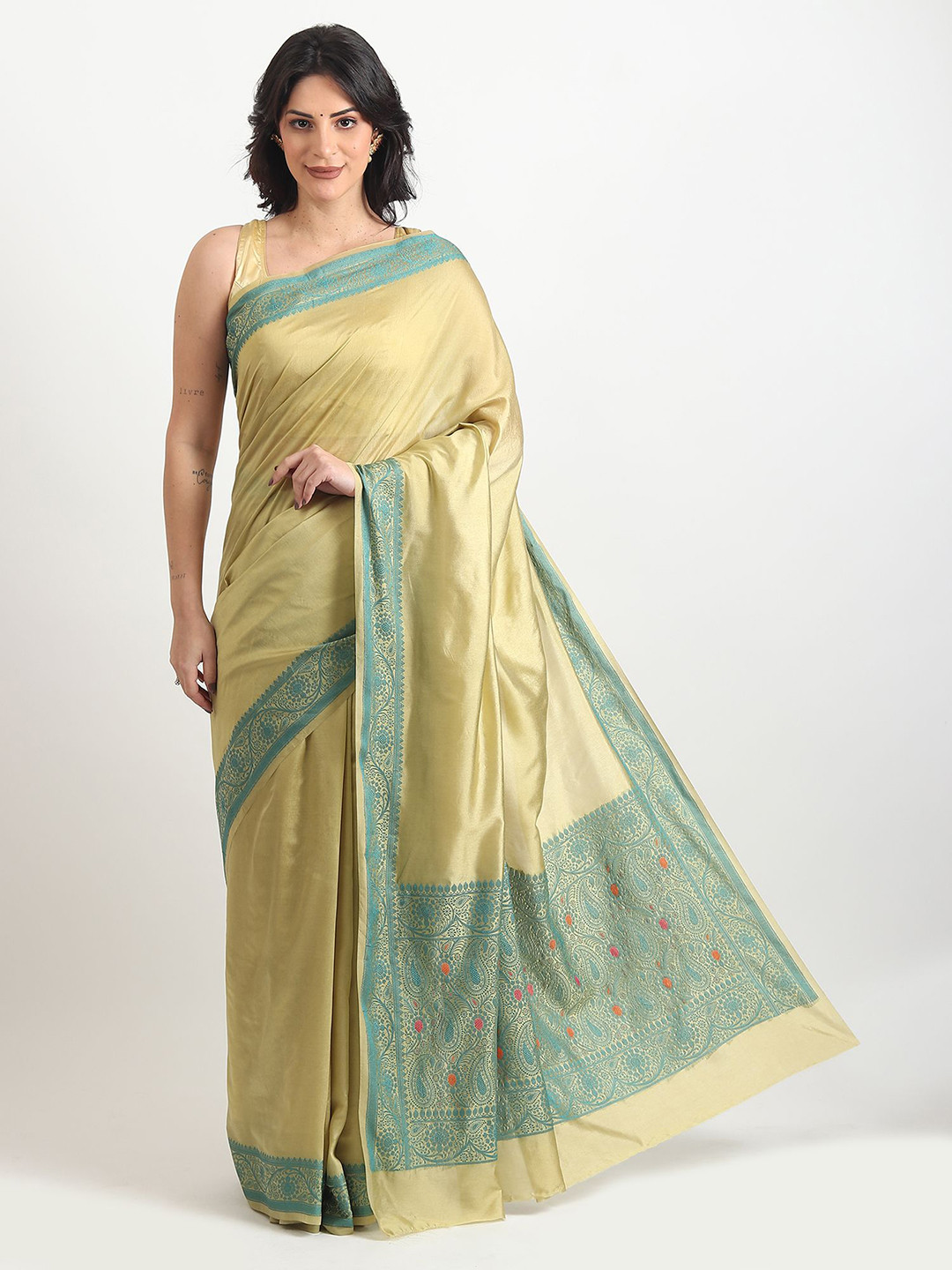 THE WEAVERS SHOP BY RAAVI Woven Design Silk Blend Banarasi Saree