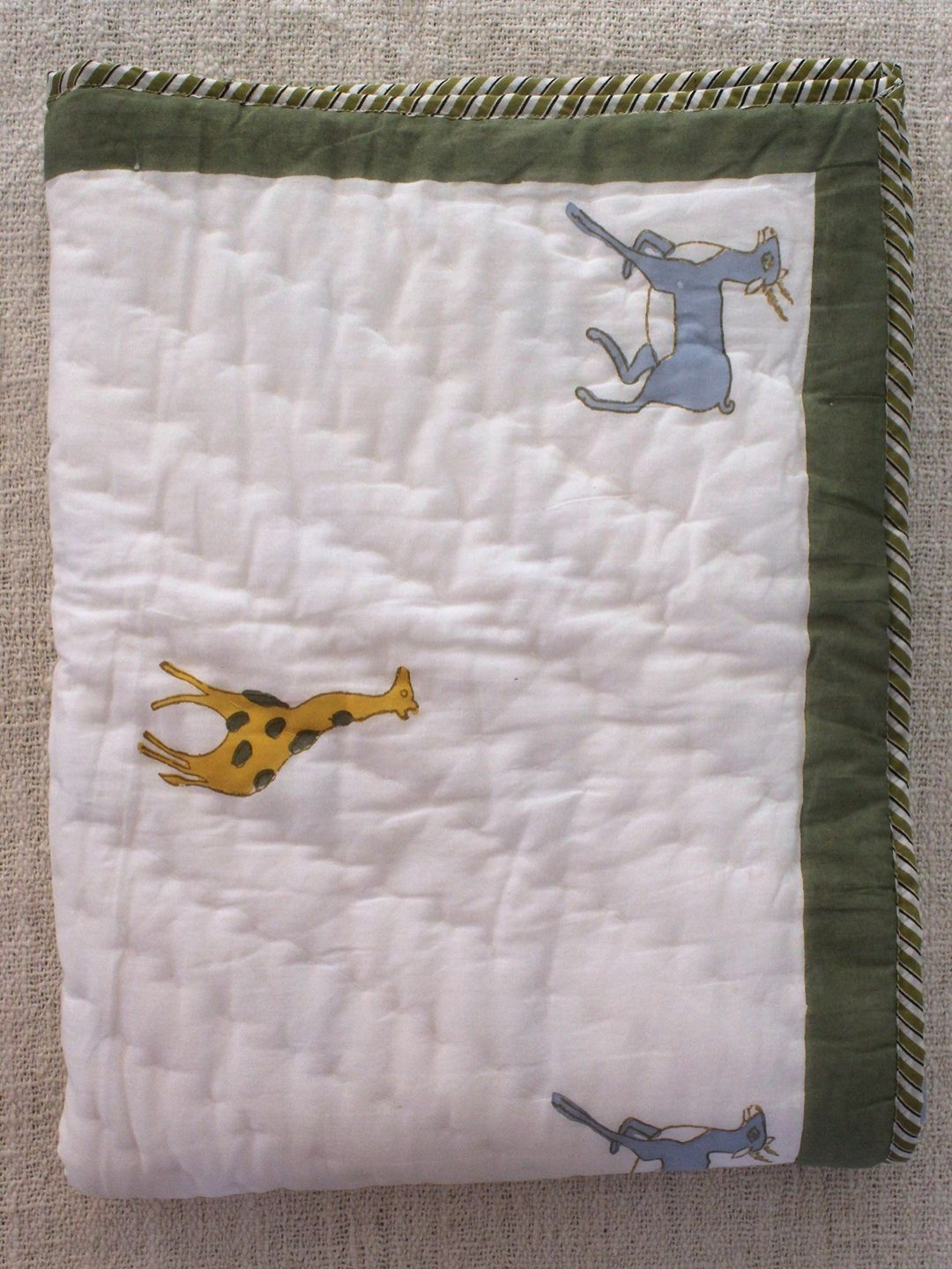 Weaves of Tradition White & Yellow Animal Printed Summer 210 GSM Cotton Single Bed Blanket