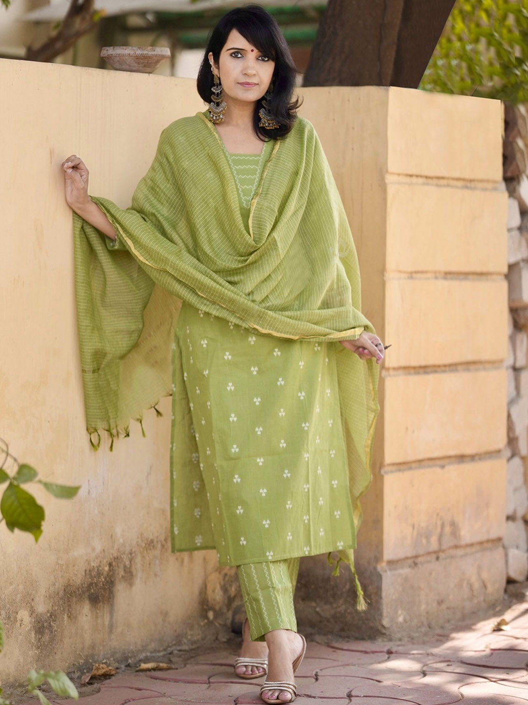 KALINI Women Floral Embroidered Kurta with Trousers & Dupatta