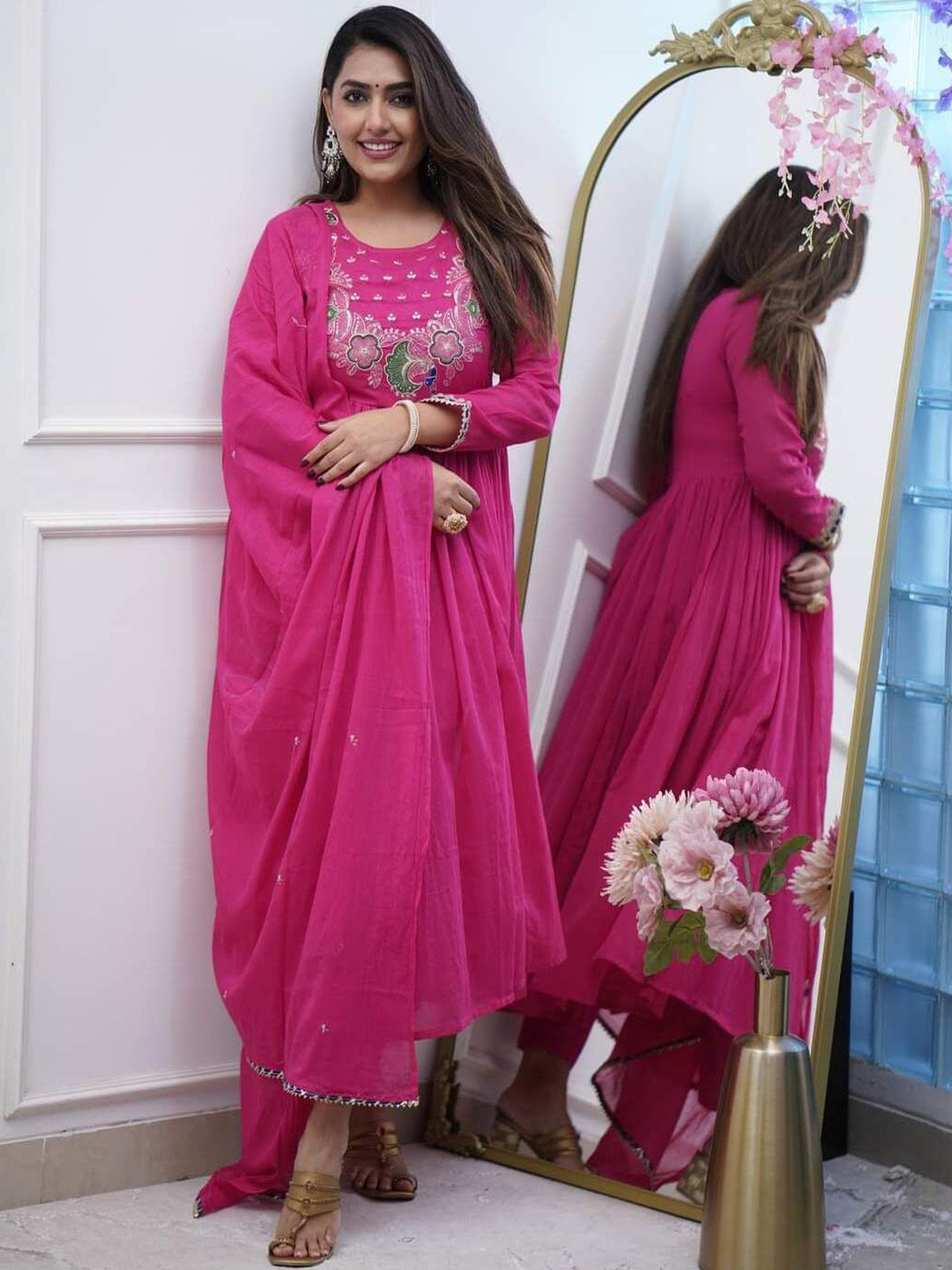 ASCIIBLUES Ethnic Motifs Yoke Design Thread Work Pleated A-Line Kurta & Trousers & Dupatta