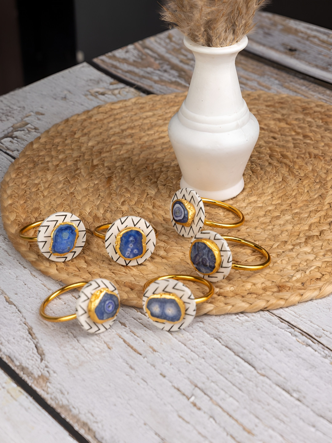 LOOMSARTE Set Of 6 White & Printed Napkin Rings