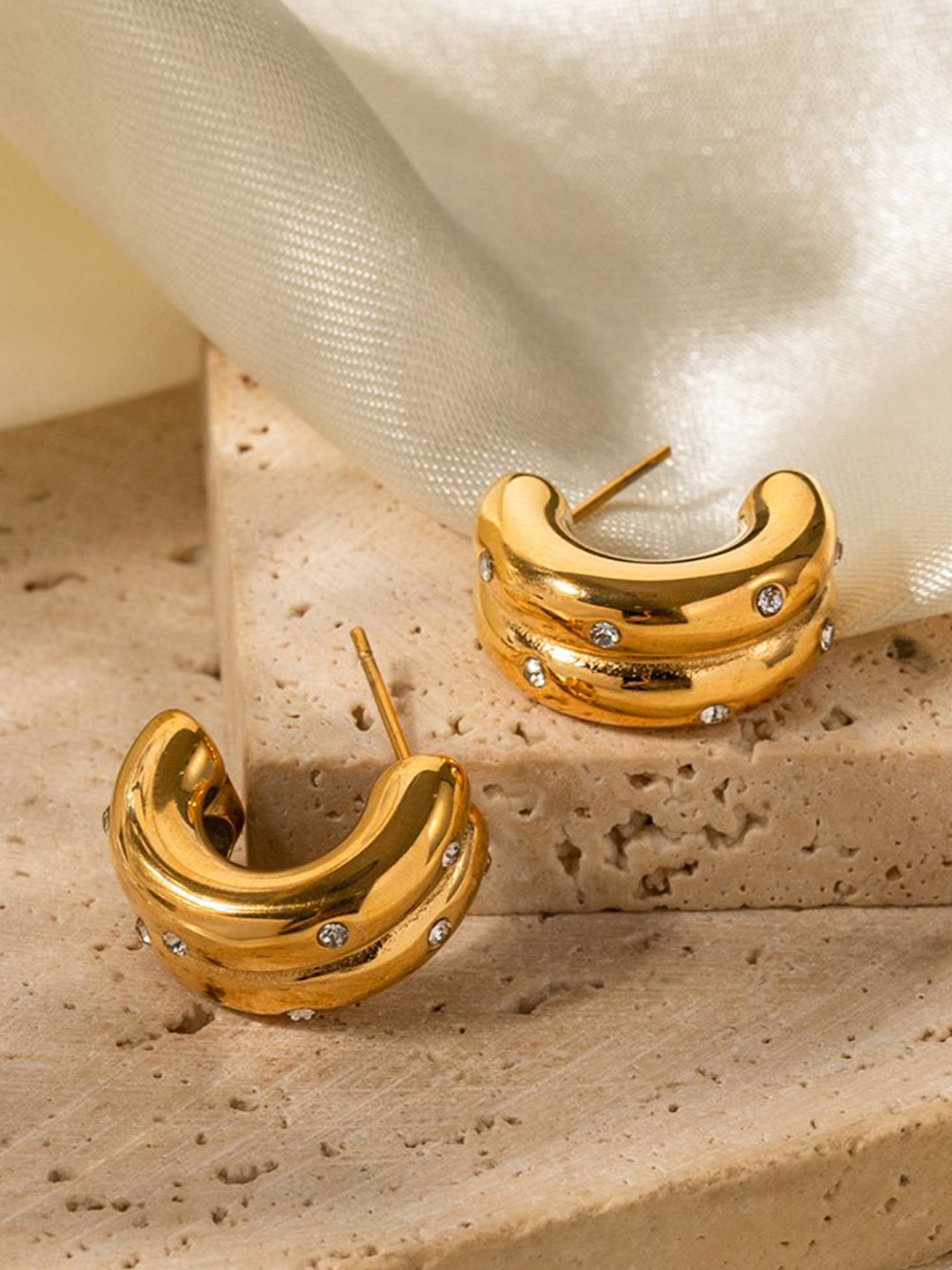 Aiza 18KT Gold Plated C-Arc Luster Cubic Zirconia Studded Half Hoop Earrings