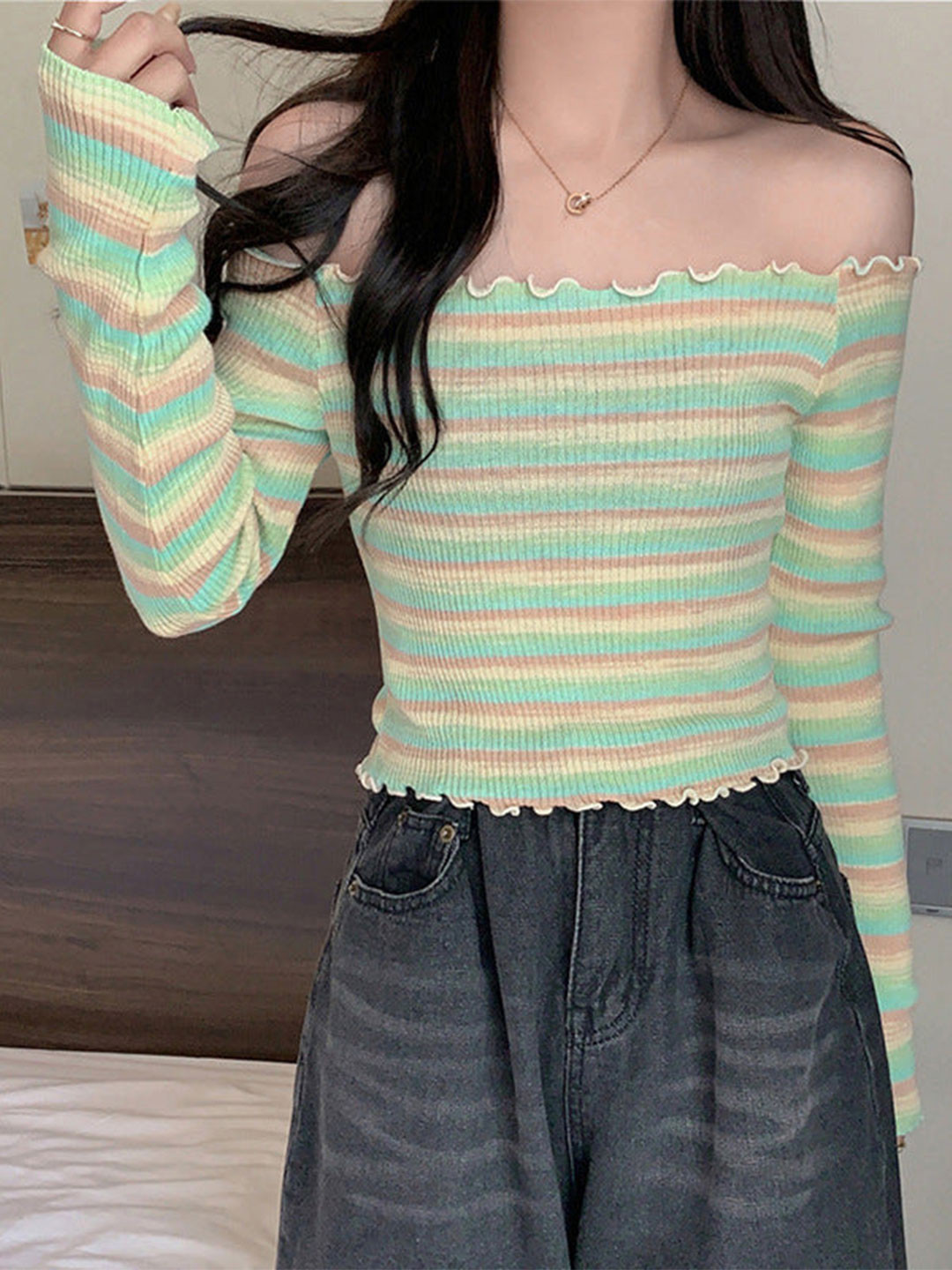 Outzidr Women Horizontal Stripes Off-Shoulder Fitted Top