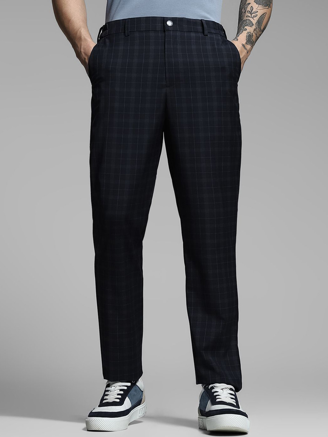 Jack & Jones Men Checked Slim Fit Chinos Trousers