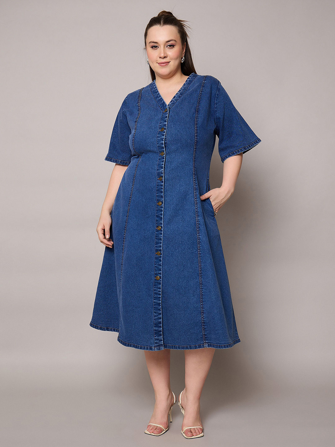 SASSAFRAS Women Plus Size V-Neck A-Line Midi Dress
